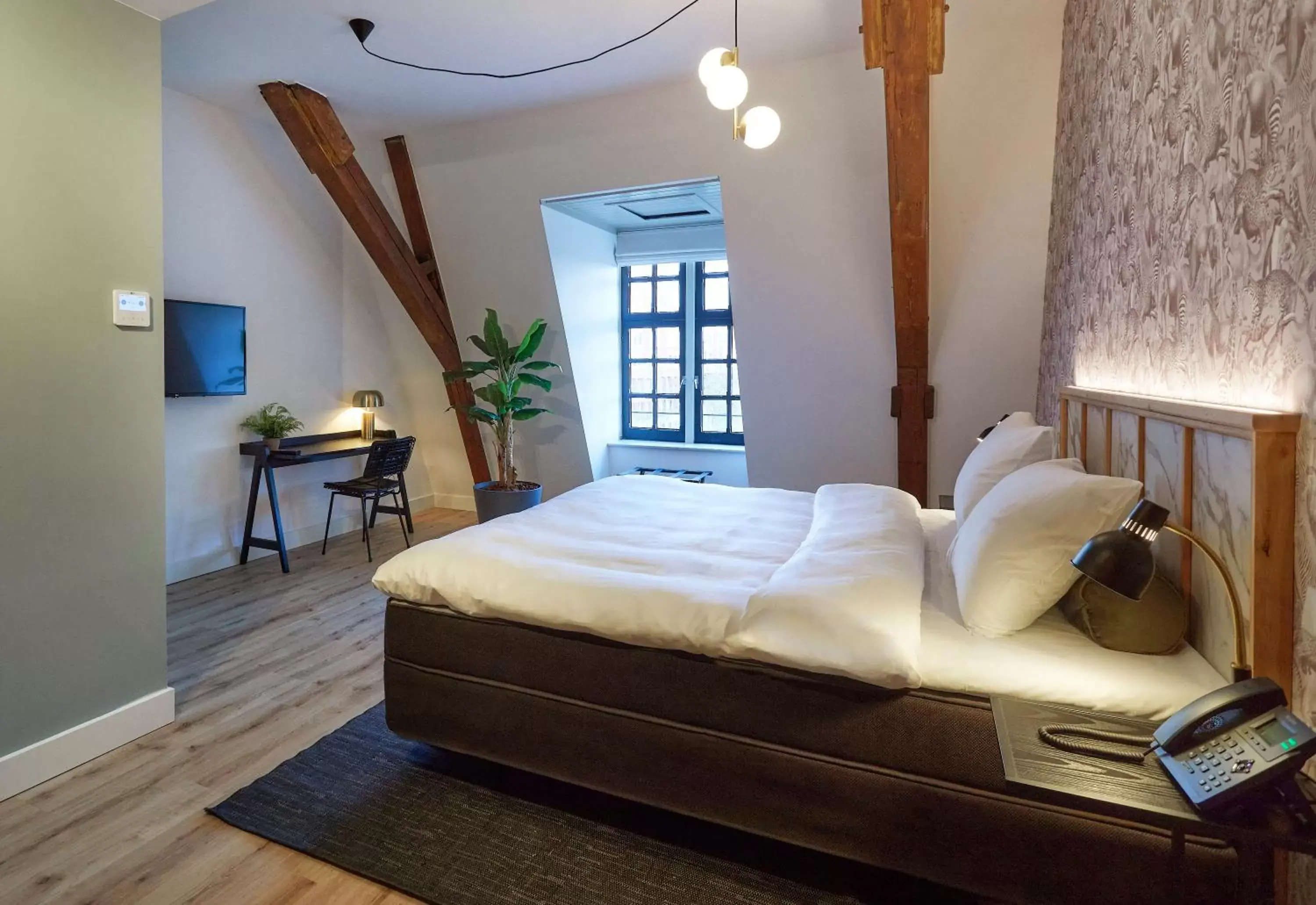 Bed in Hotel Botanique Breda
