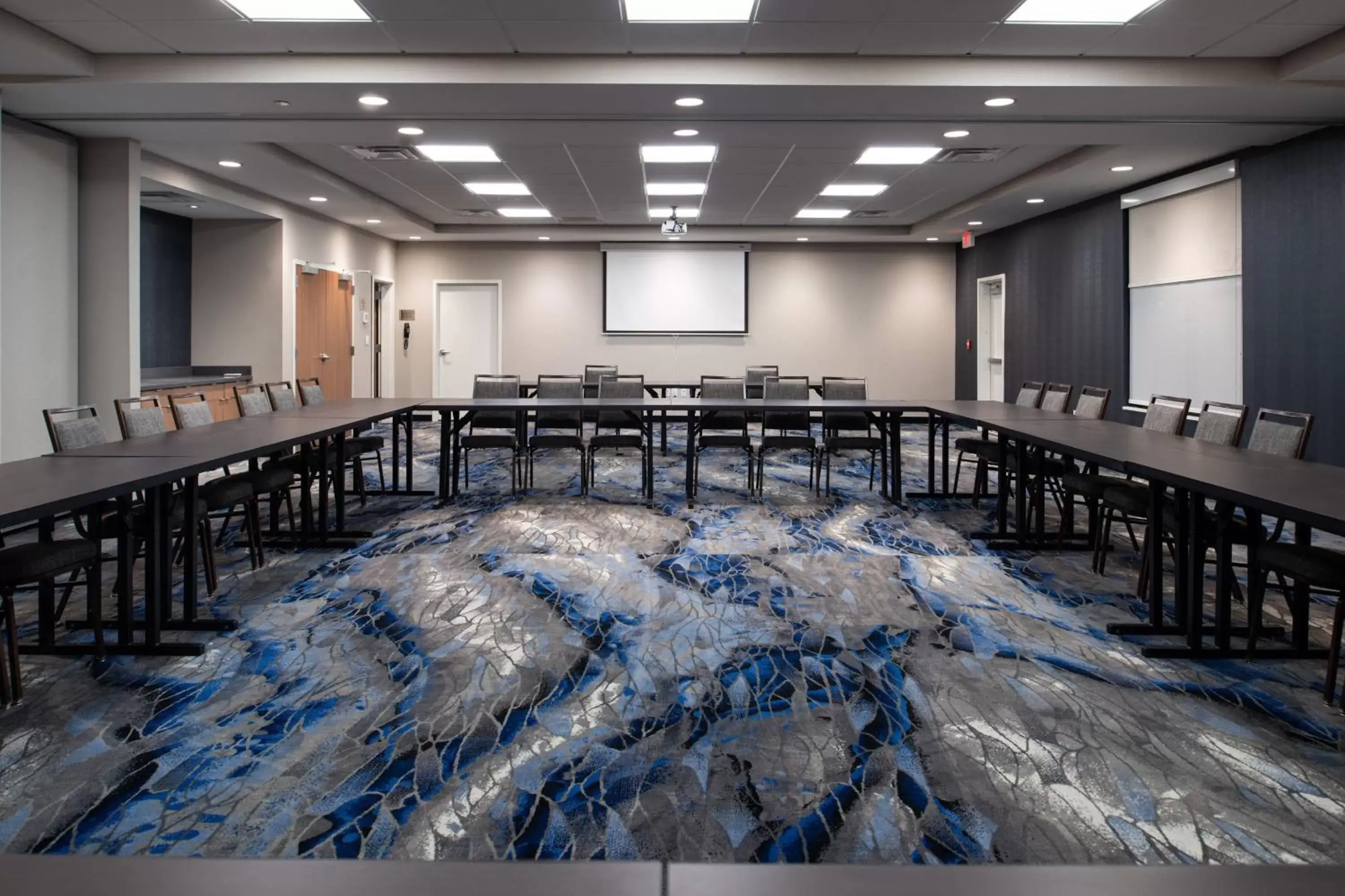 Meeting/conference room in Fairfield Inn & Suites by Marriott Canton