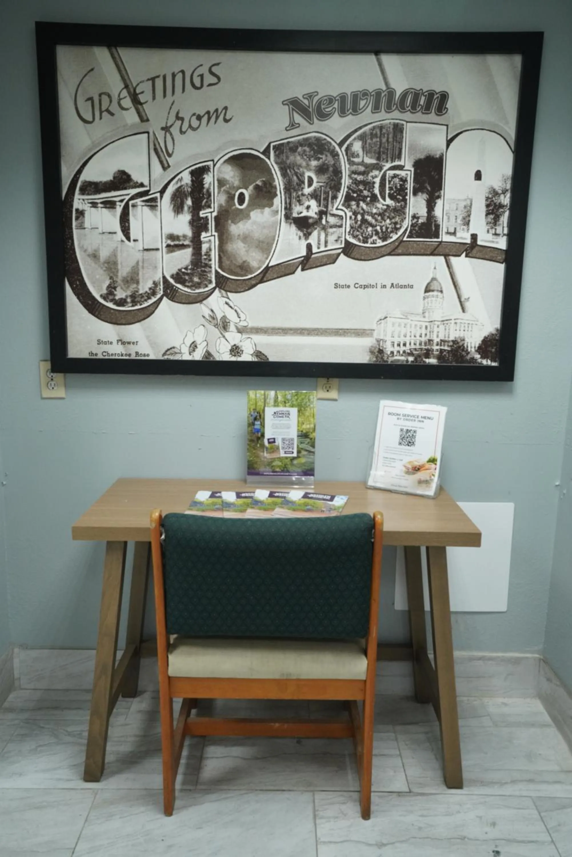 Decorative detail in Red Carpet Inn & Suites