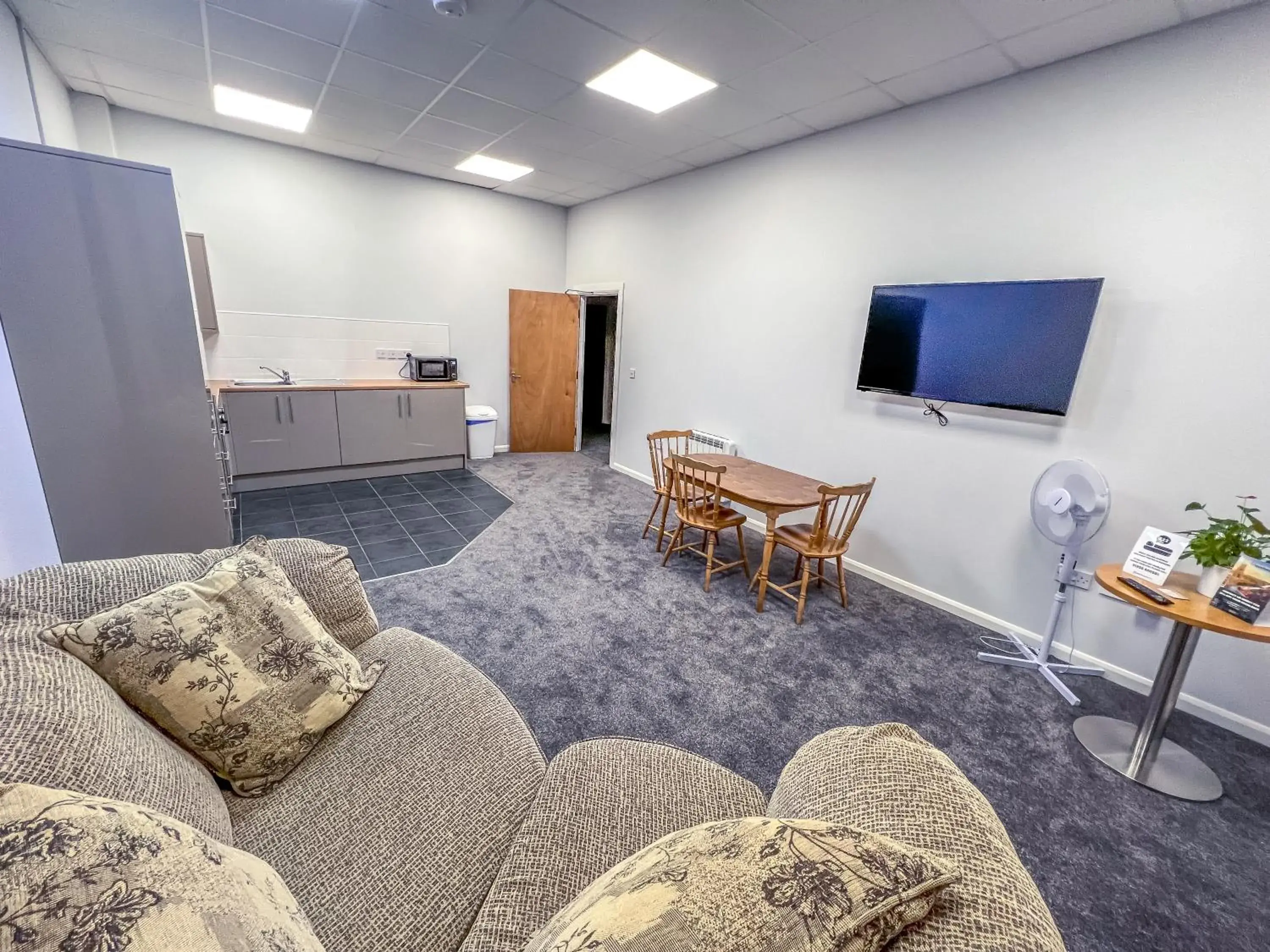 Living room, Seating Area in County Hall Apartment Hotel