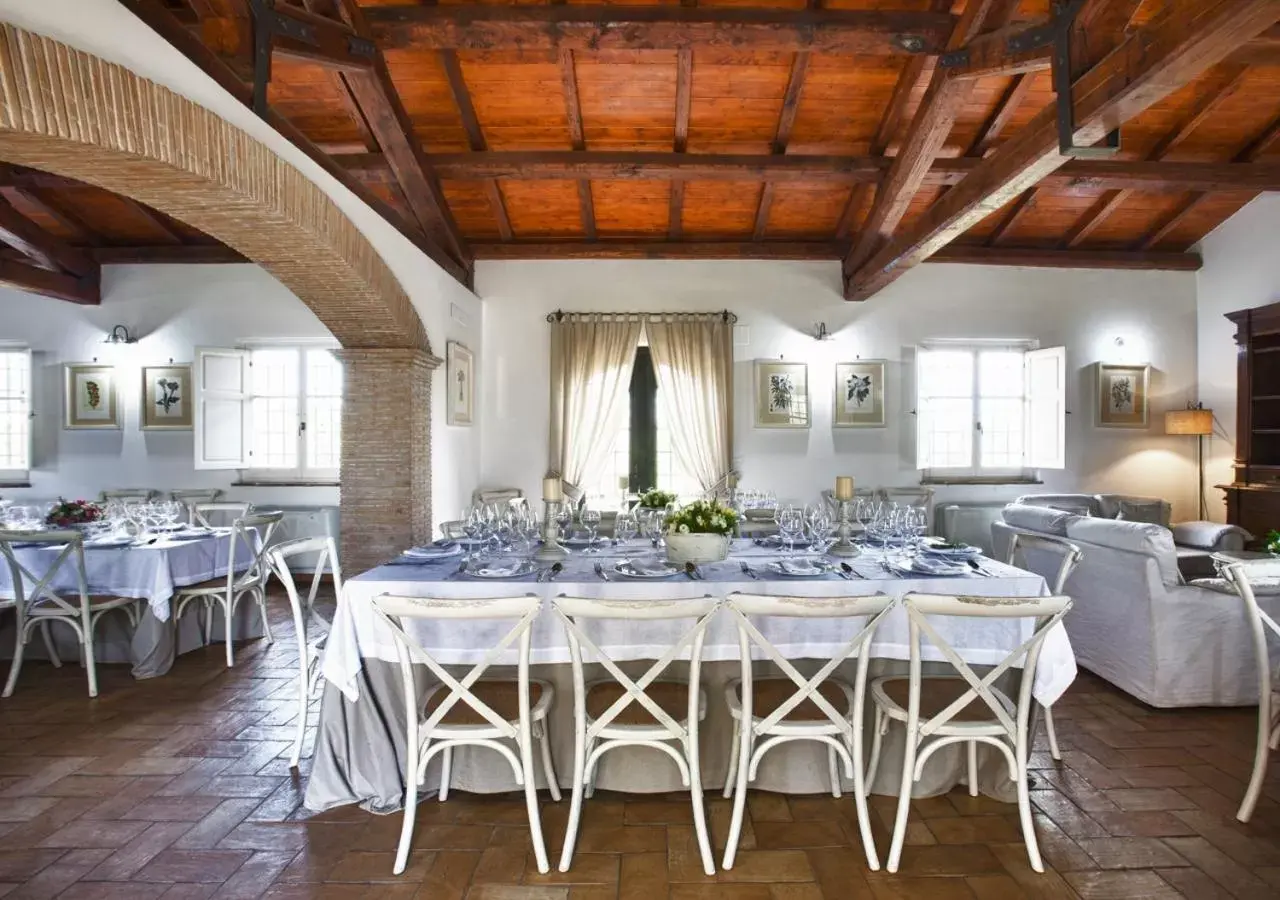 Banquet/Function facilities, Restaurant/Places to Eat in Antico Casale Spezia Pelagalli