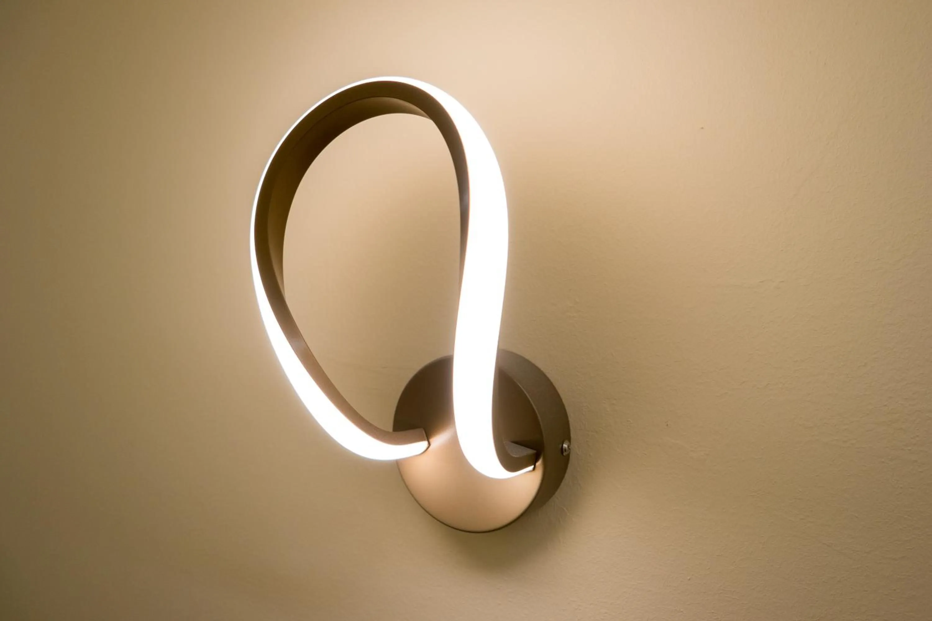 Decorative detail in Guest House Train Station Venice - Atika & Atif