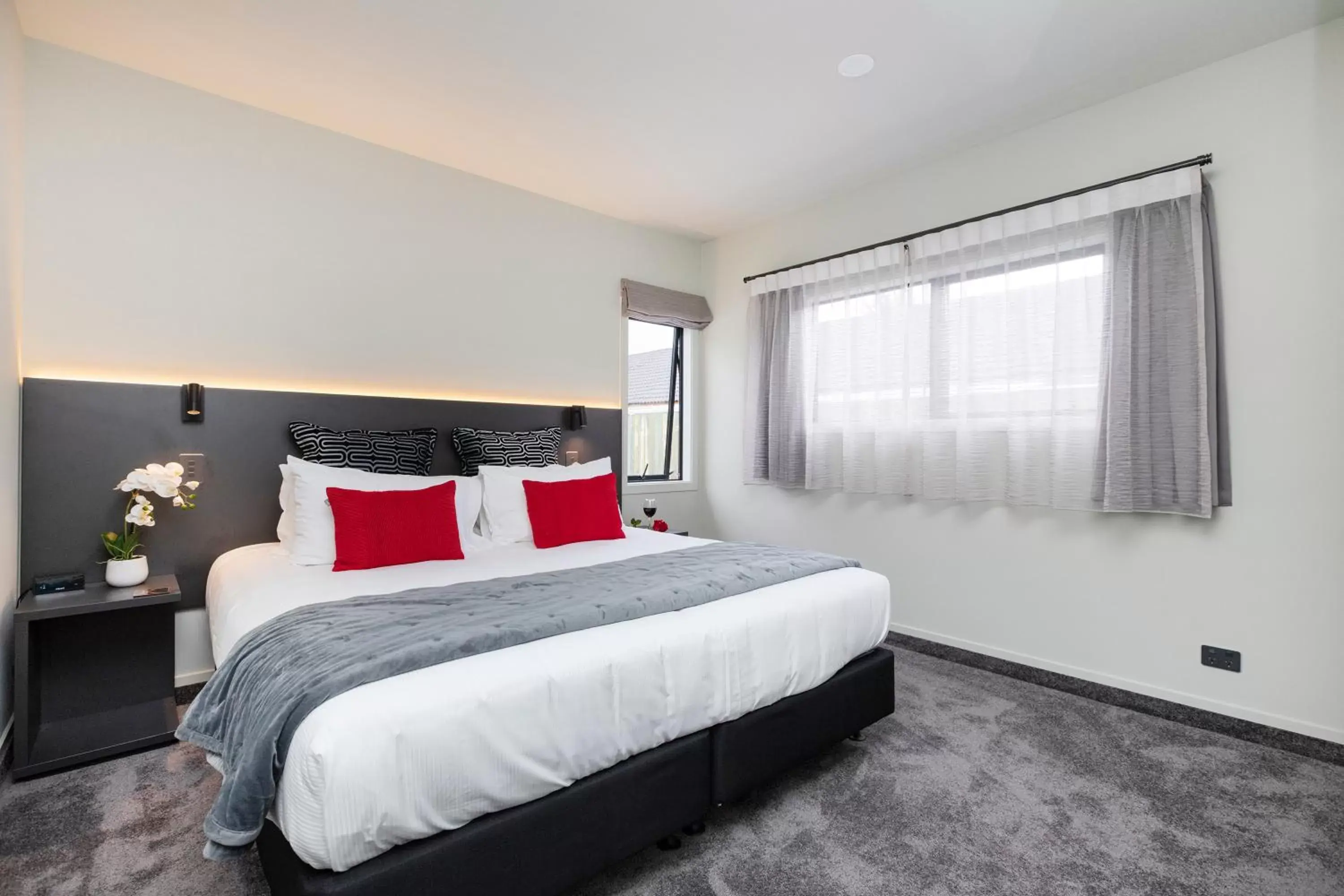 Bedroom, Bed in Kings On Peace Bedroom, Bed in Kings On Peace