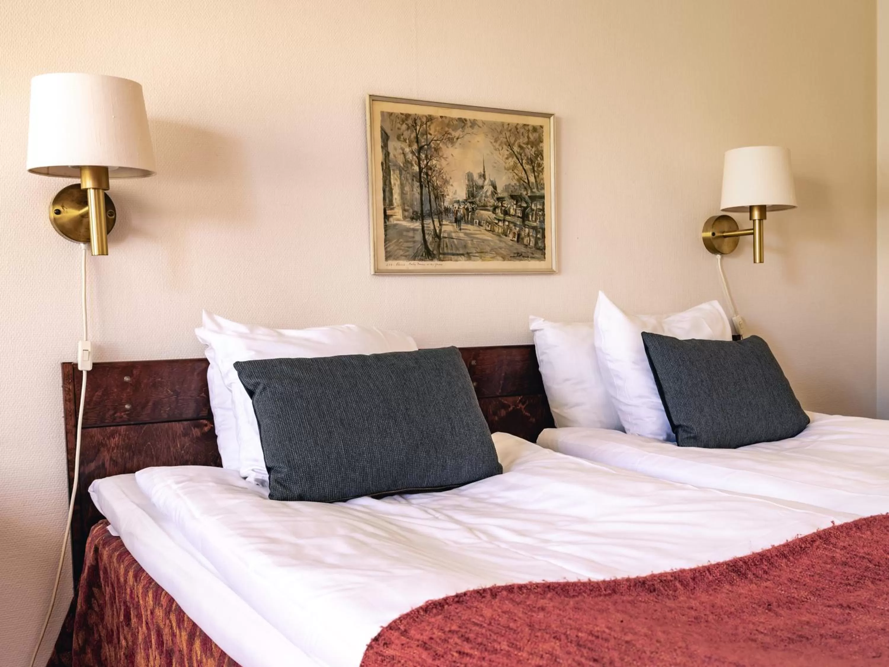 Bed in Best Western Strand Hotel