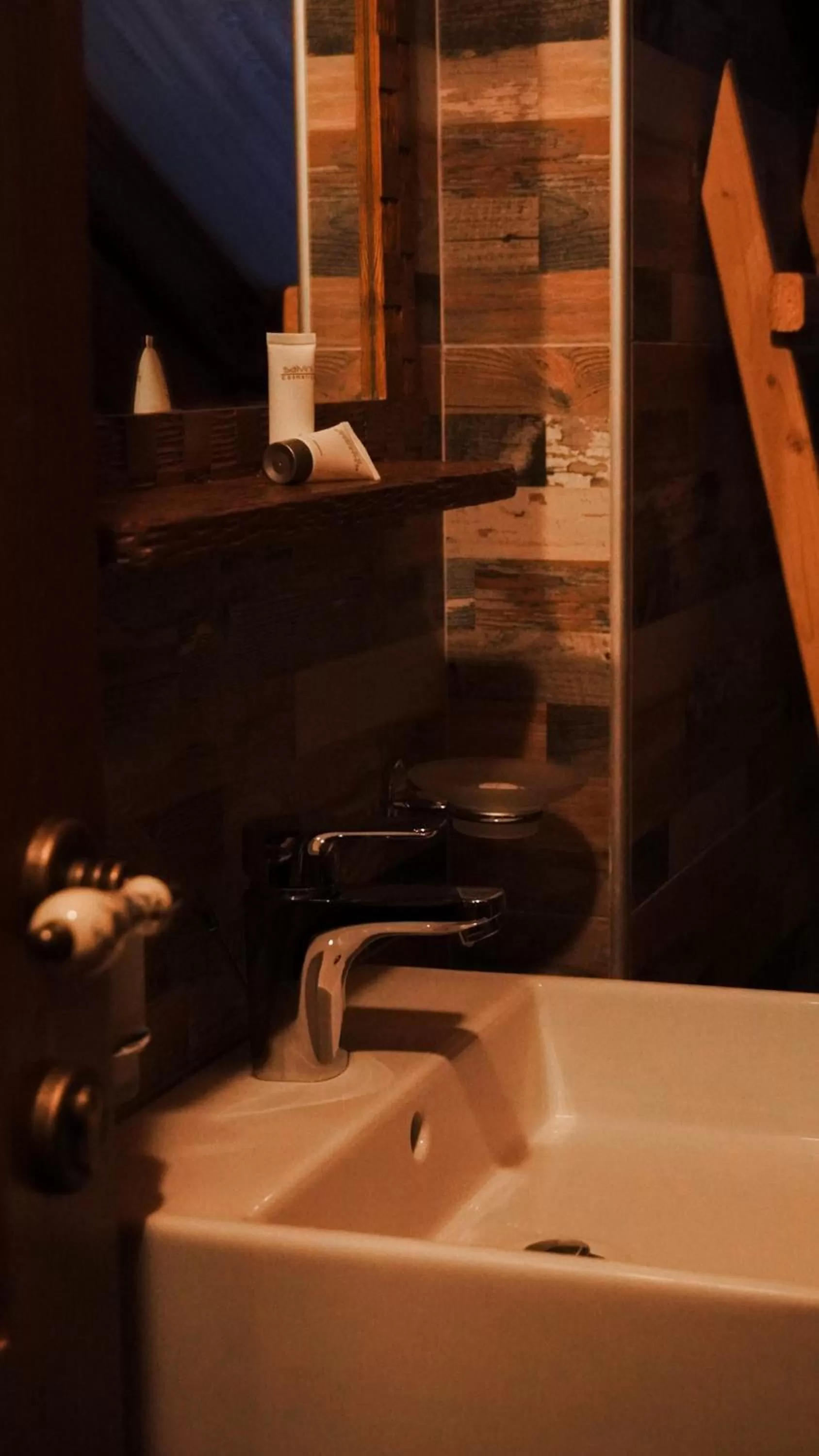 Toilet, Bathroom in Boutique Hotel Musée