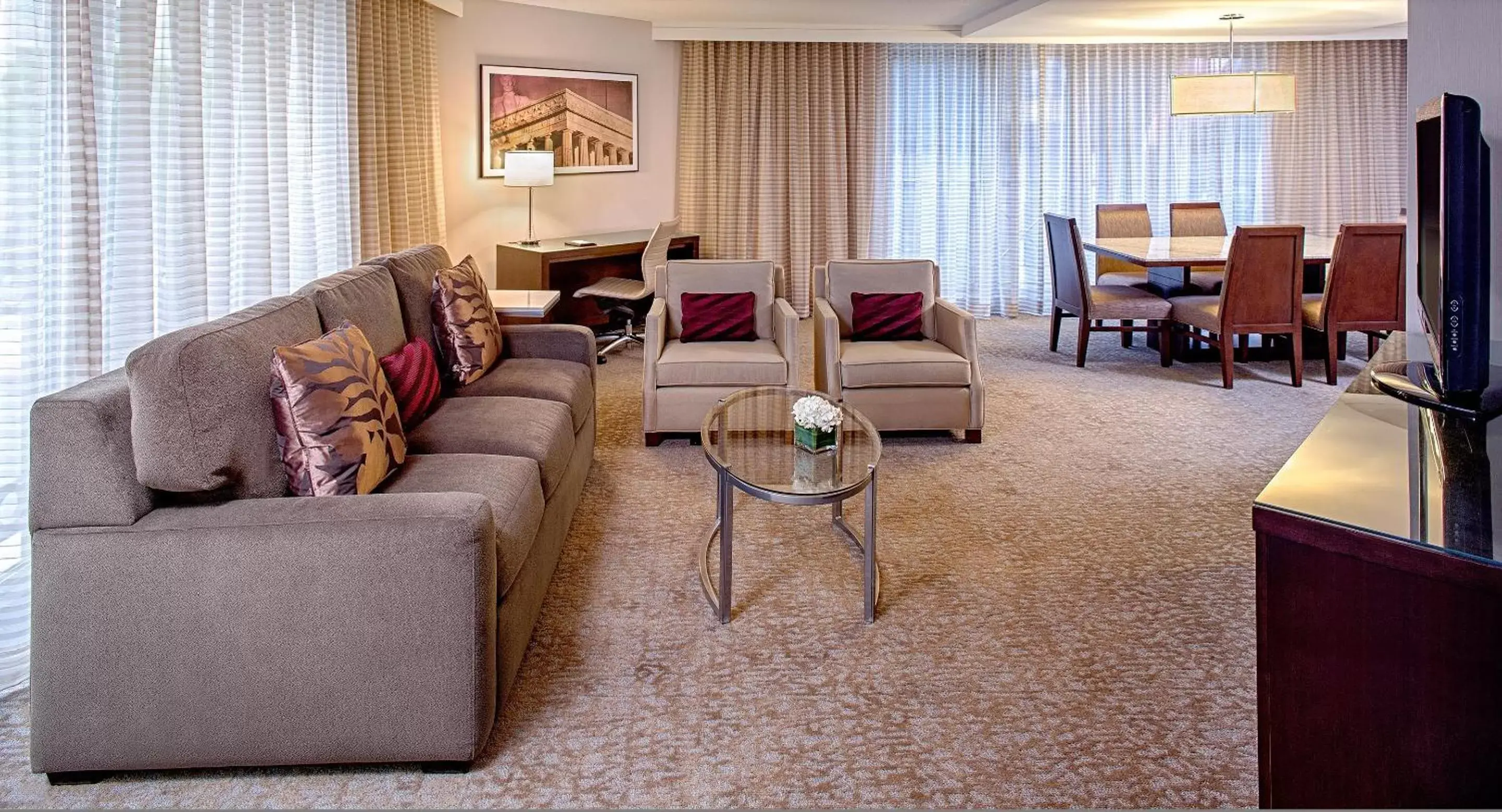 Living room, Seating Area in Grand Hyatt Washington