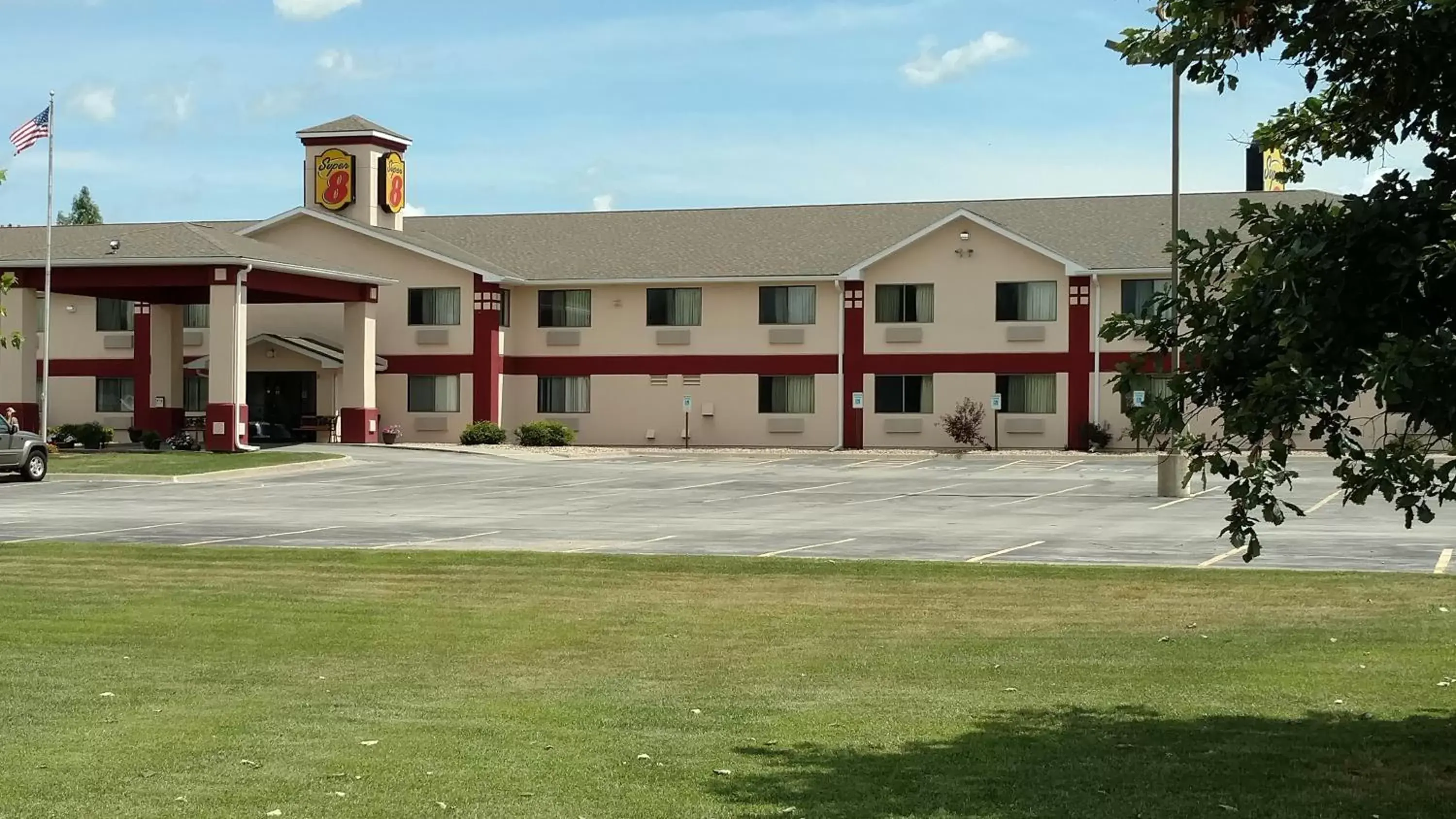 Area and facilities, Property Building in Super 8 by Wyndham Omaha Eppley Airport/Carter Lake