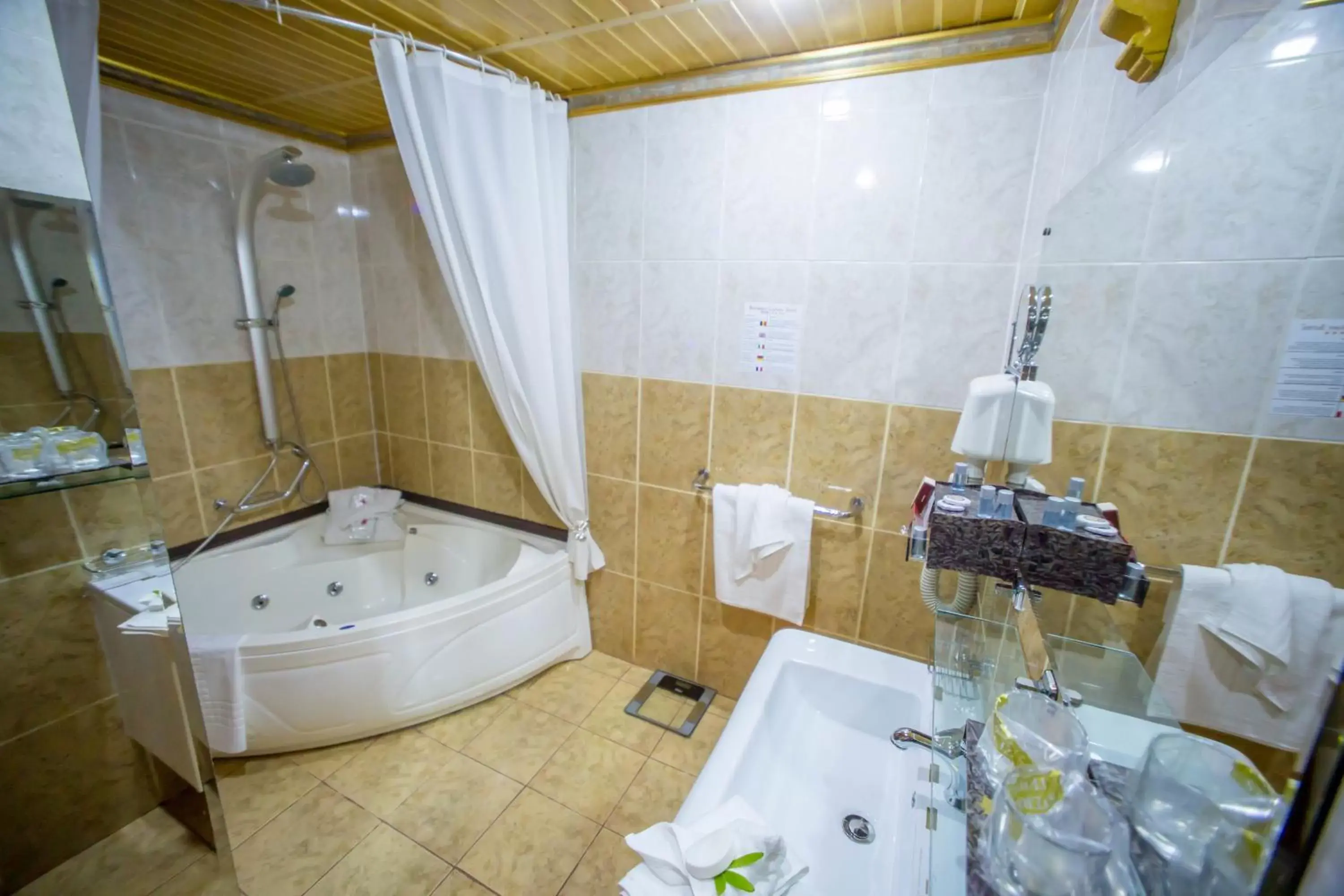 Bathroom in Bucharest Comfort Suites Hotel