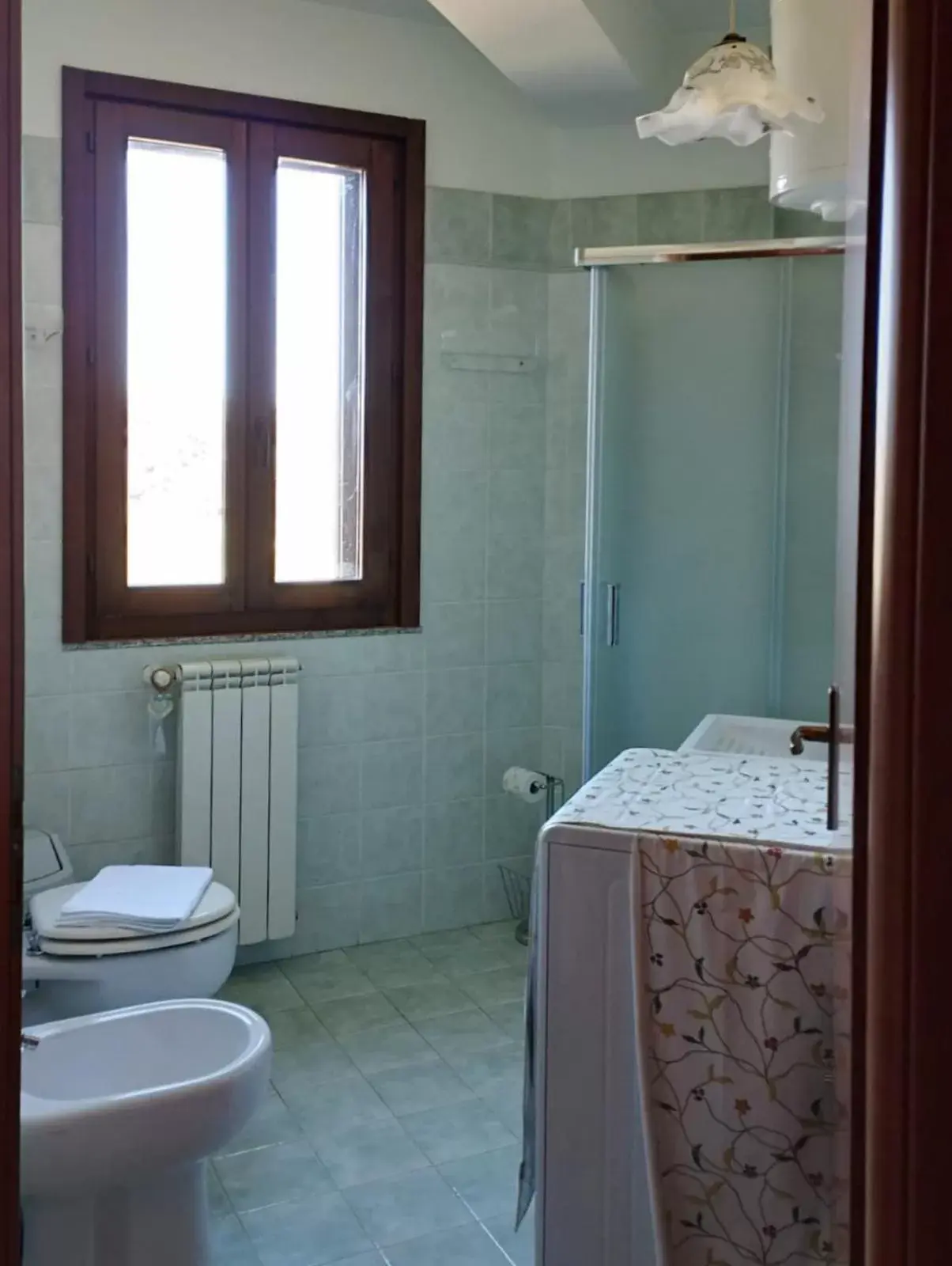 Shower, Bathroom in Ferula loft