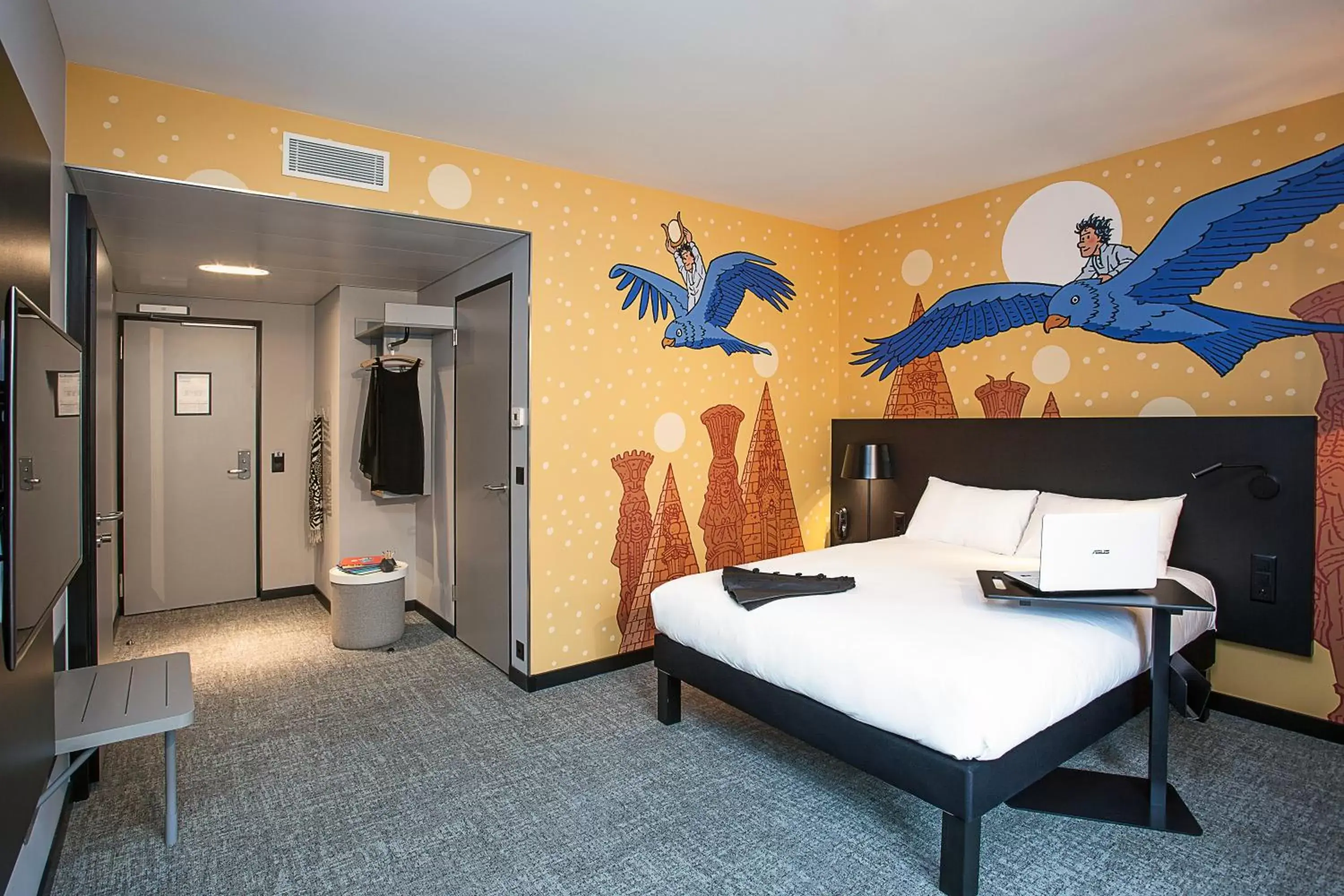 Bedroom, Bed in ibis Styles Genève Carouge