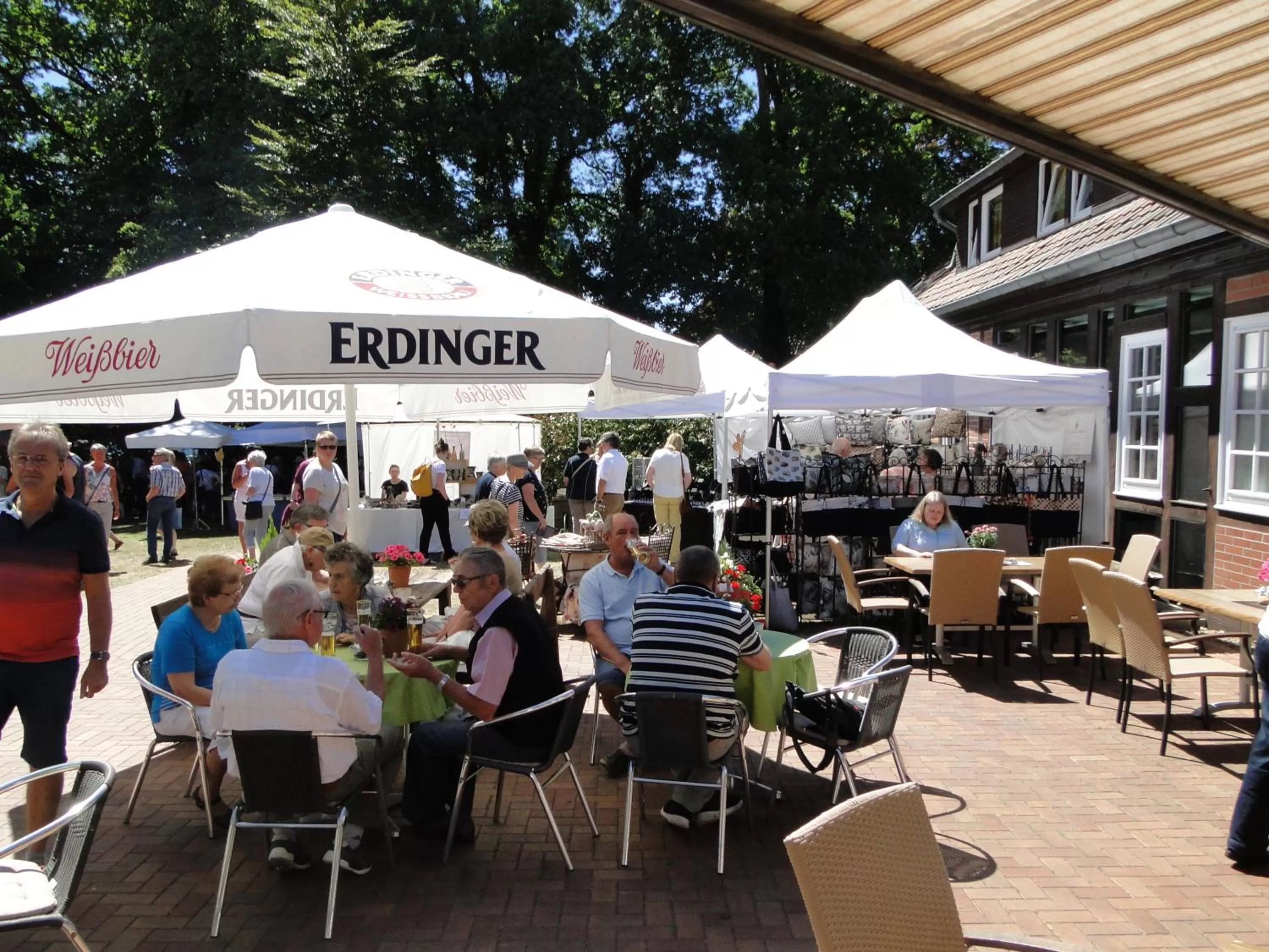 Property building, Restaurant/Places to Eat in Ludwig-Harms-Haus Hermannsburg