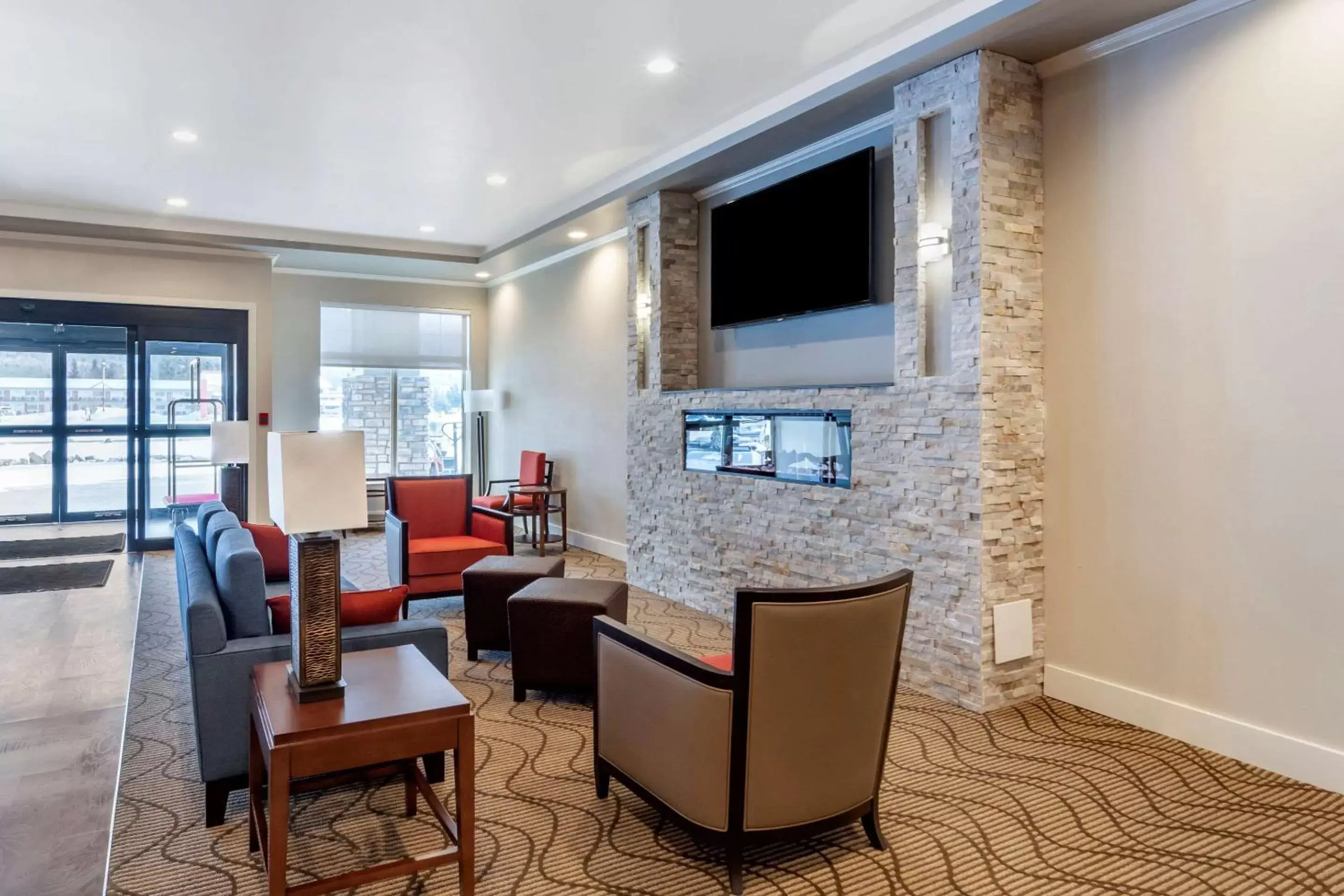 Lobby or reception, Seating Area in Comfort Inn & Suites