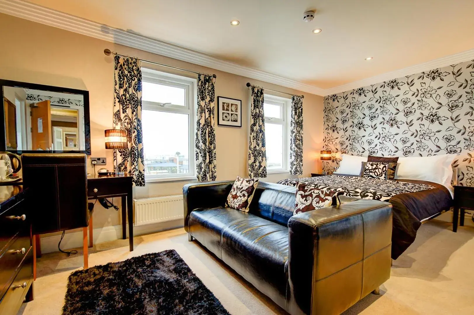 Bedroom, Bed in Number One South Beach Bedroom, Bed in Number One South Beach