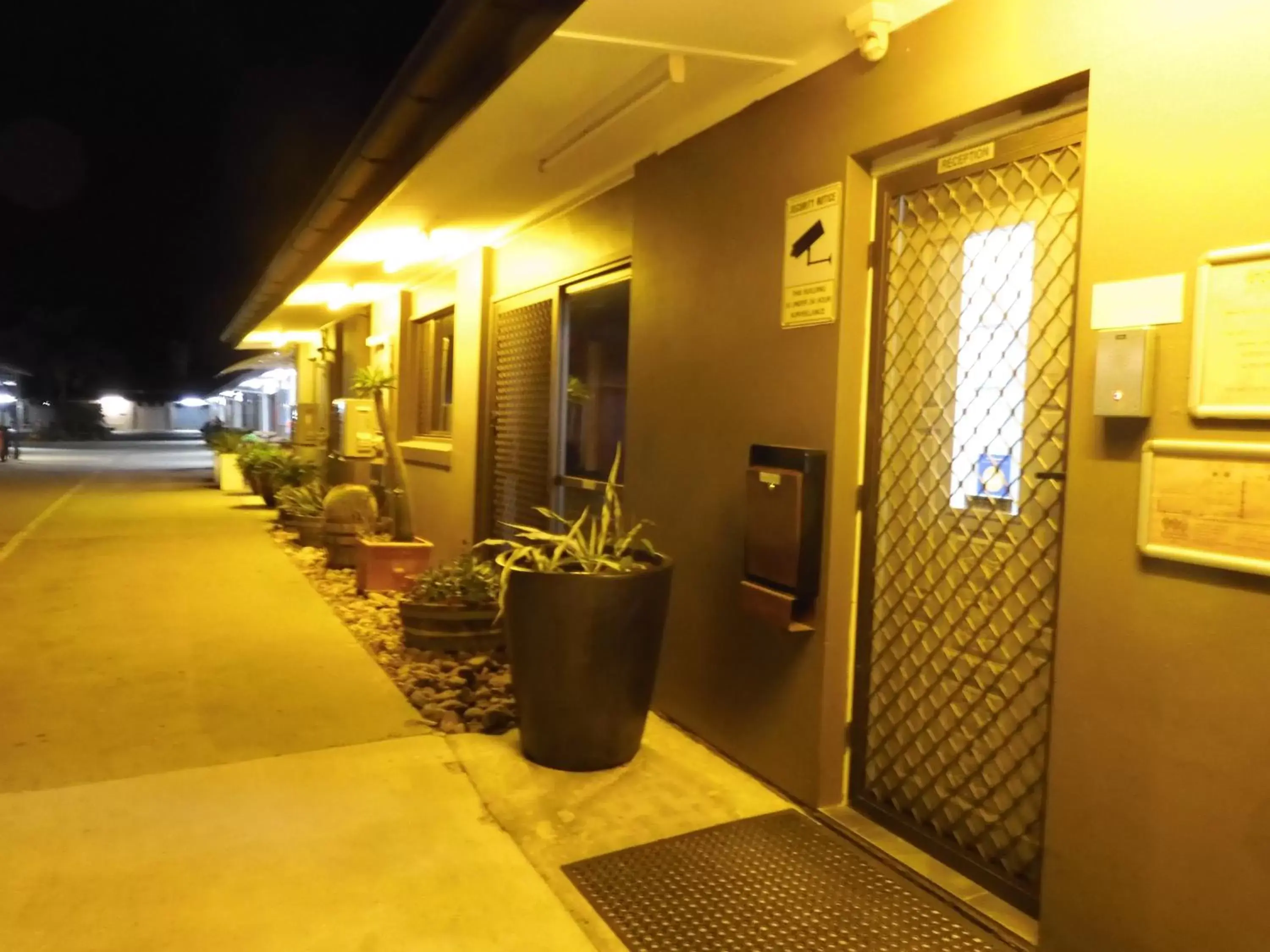 Property building in Dalby Parkview Motel