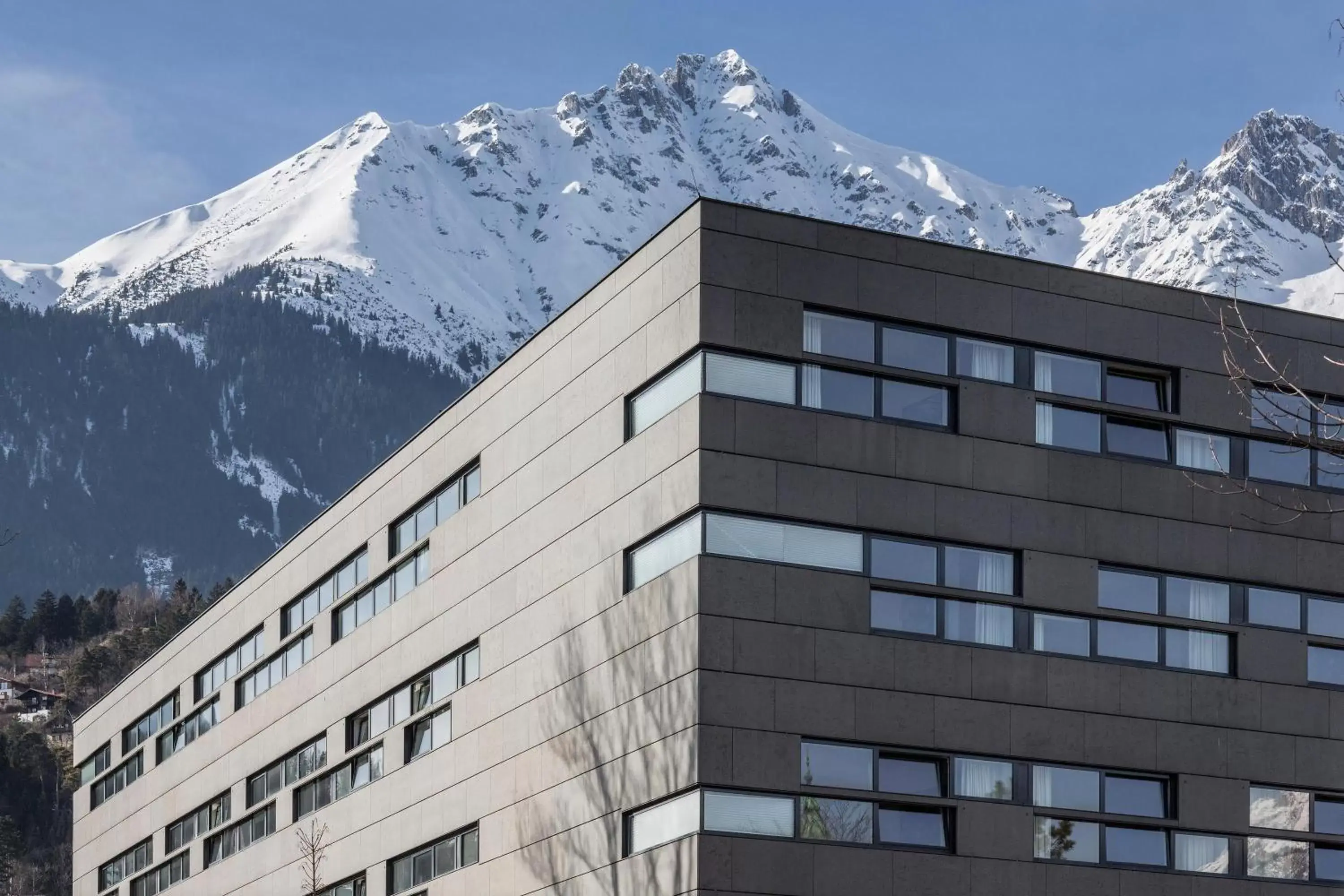 Property building, Winter in Austria Trend Hotel Congress Innsbruck