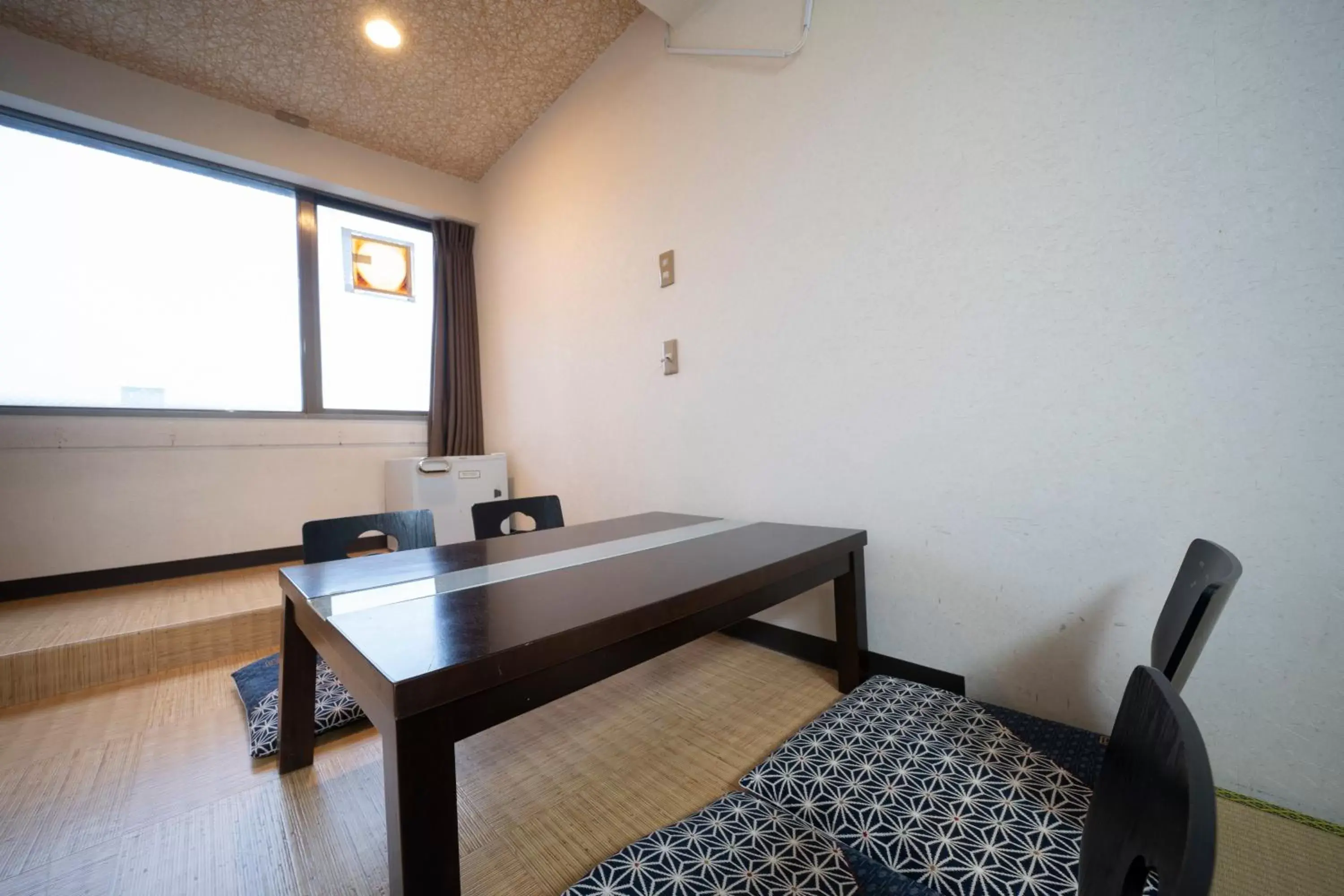 Bedroom, Dining Area in HOTEL CITY INN WAKAYAMA Wakayama-Ekimae