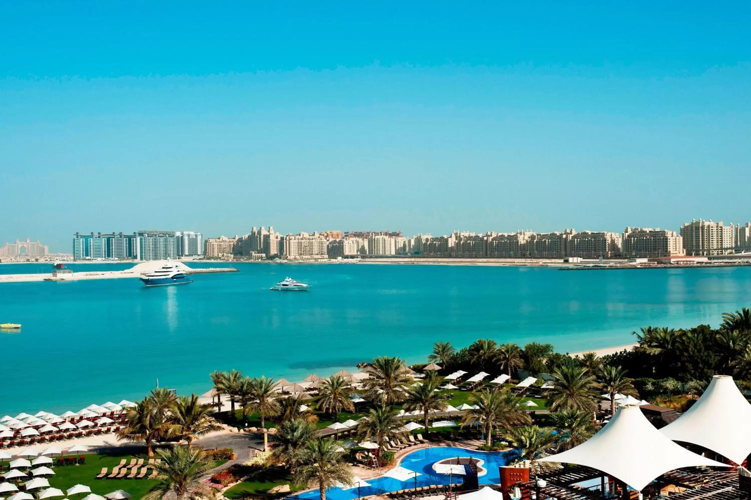 Swimming pool in The Westin Dubai Mina Seyahi Beach Resort and Waterpark