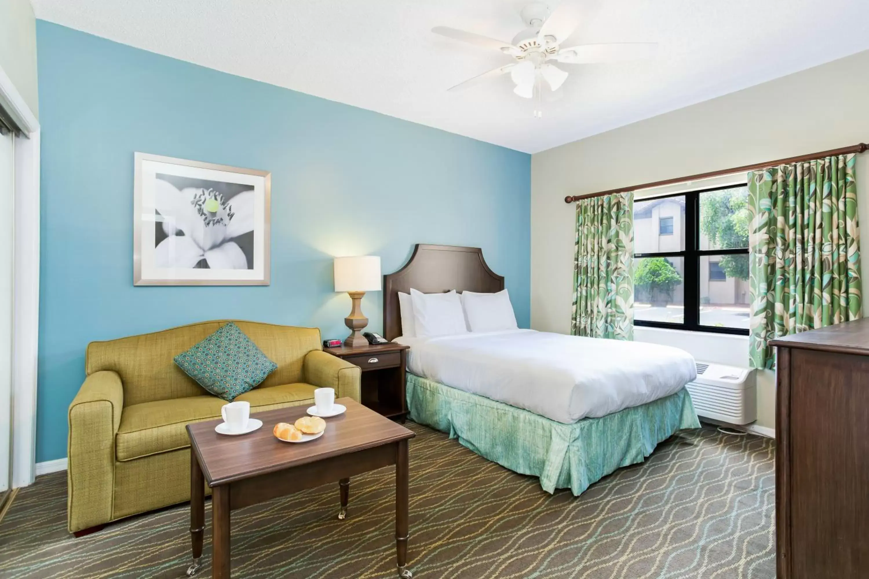 Bedroom in Alhambra Villas