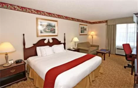Day, Bed in Holiday Inn Express Winston-Salem by IHG