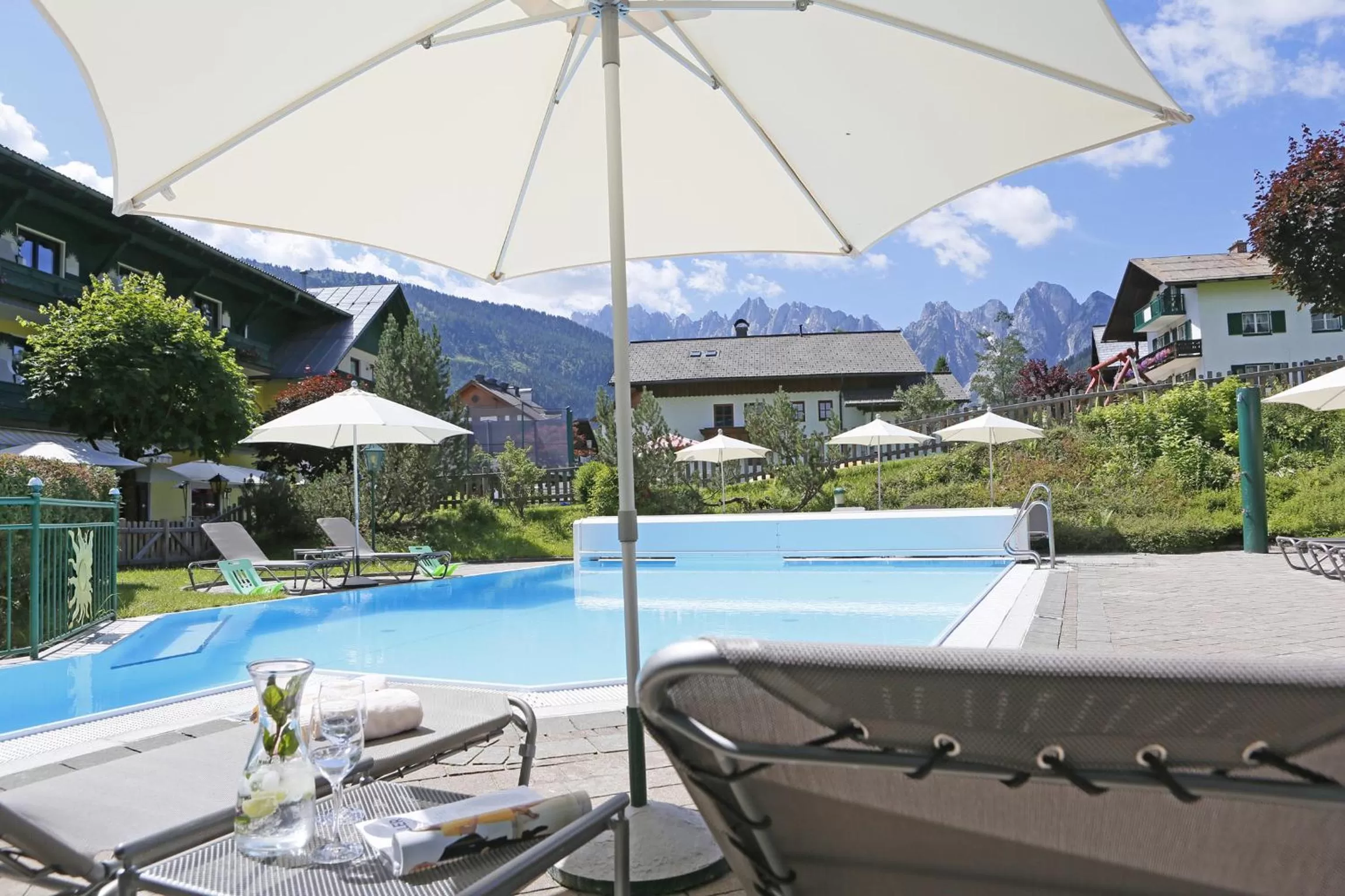 Swimming pool in Hotel Sommerhof