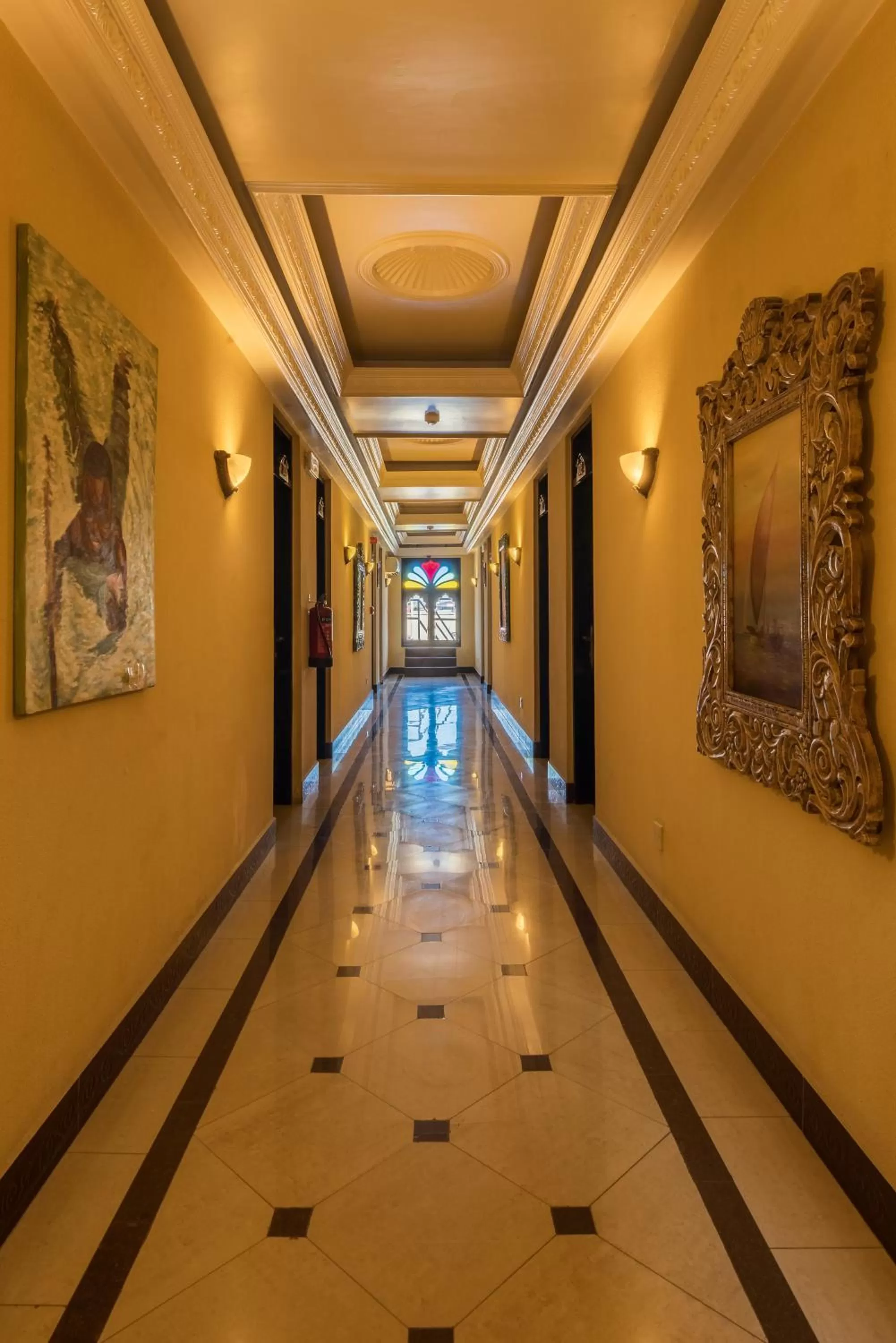 Decorative detail in Golden Tulip Stone Town Boutique