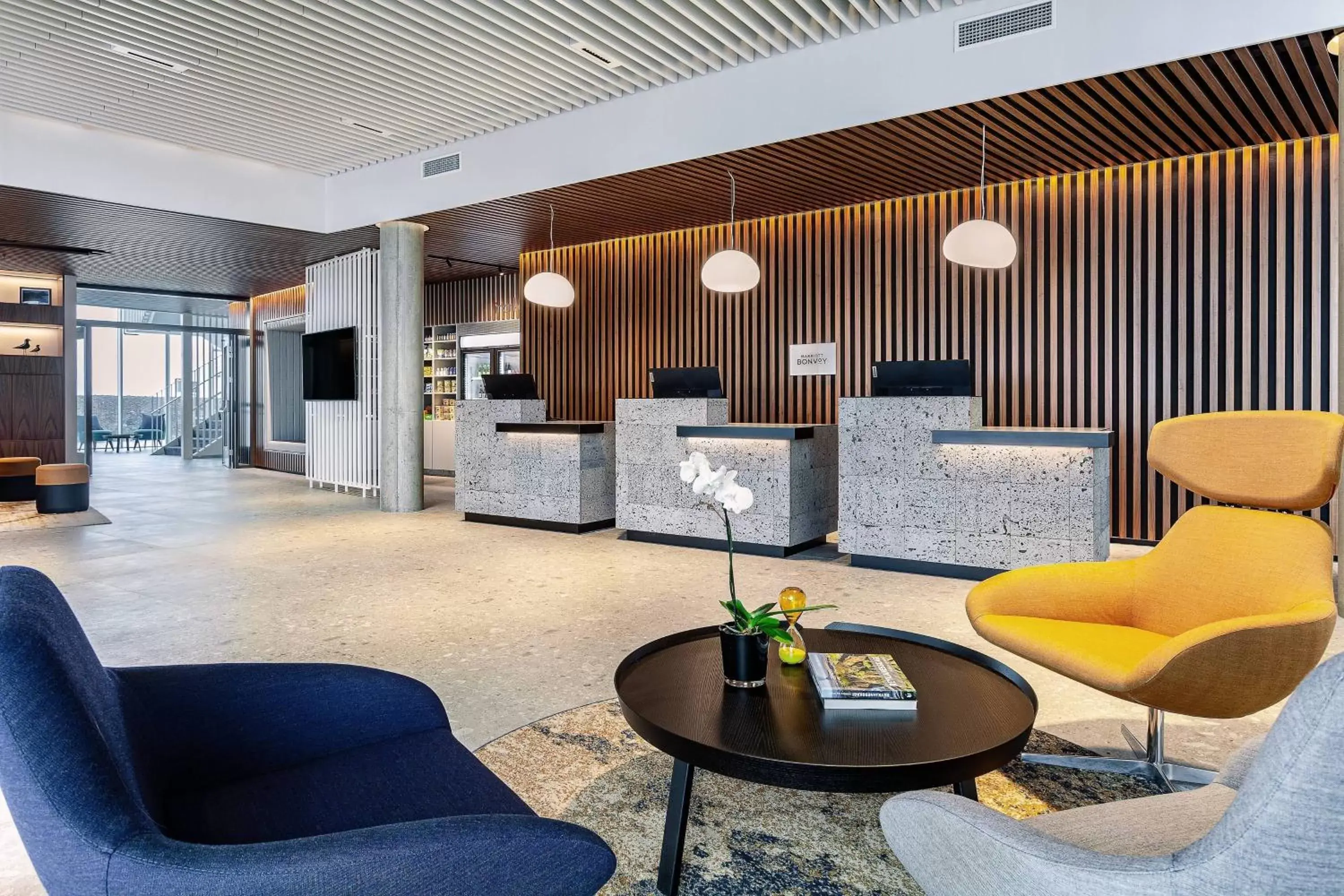 Lobby or reception, Lobby/Reception in Courtyard by Marriott Reykjavik Keflavik Airport