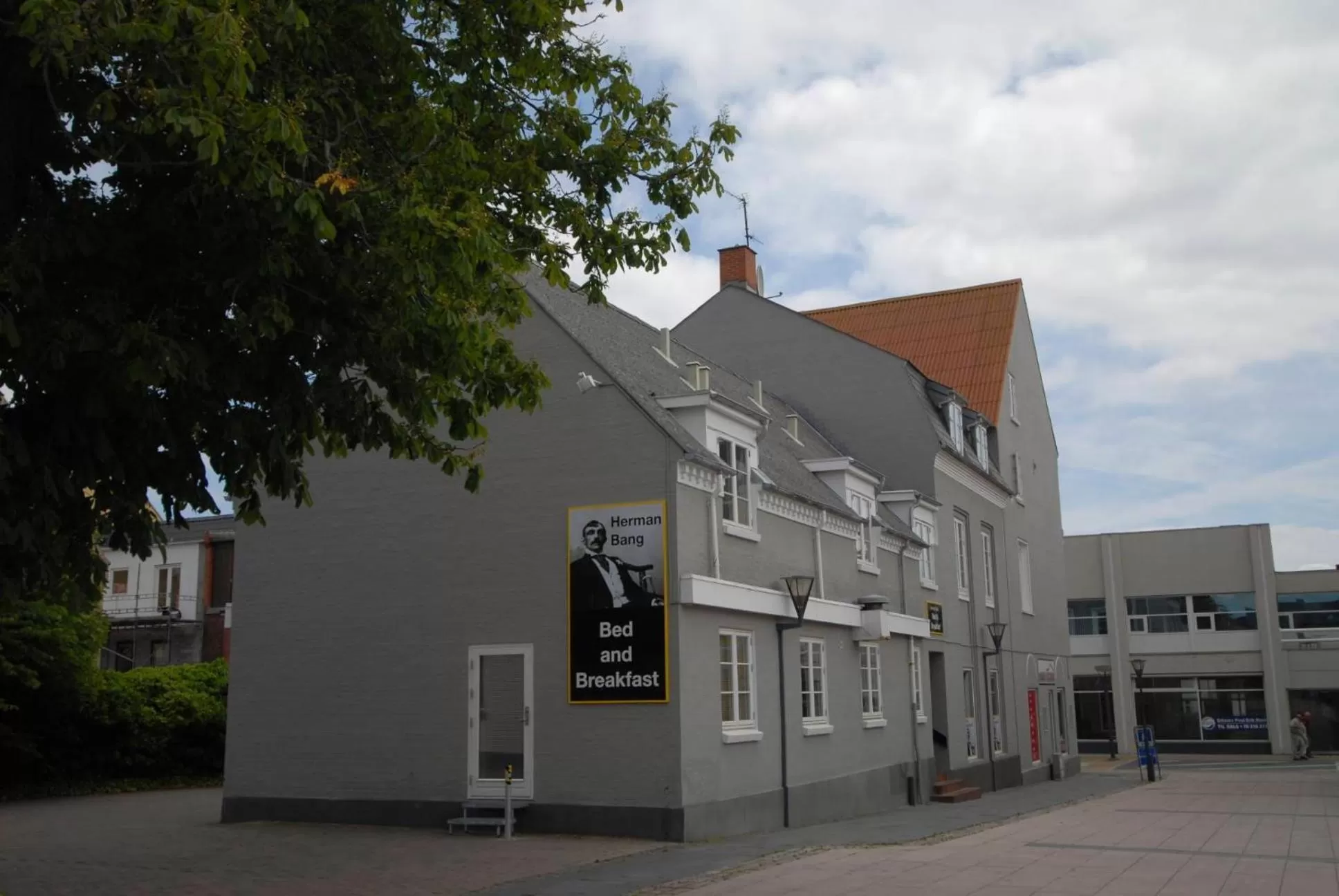Facade/entrance, Property Building in Herman Bang Bed and Breakfast