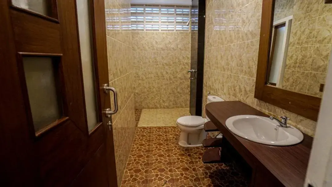 Bathroom in The Janan Villa