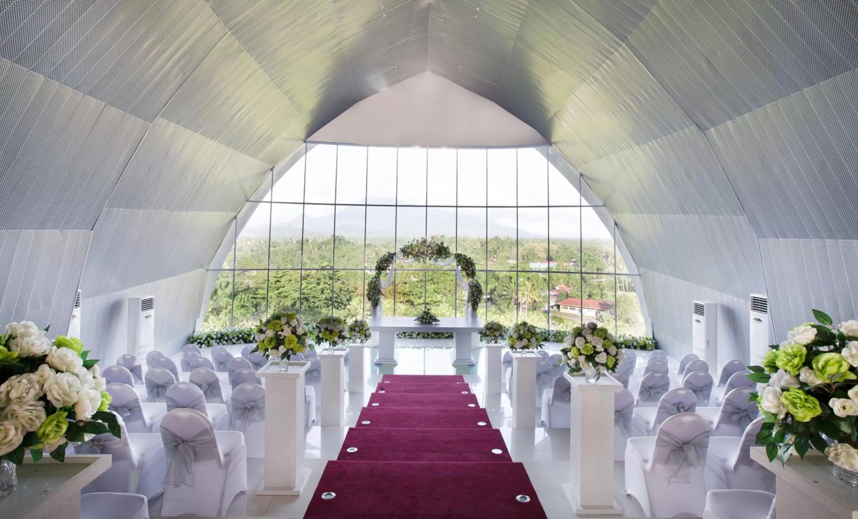 Banquet/Function facilities in Novotel Manado Golf Resort & Convention Center