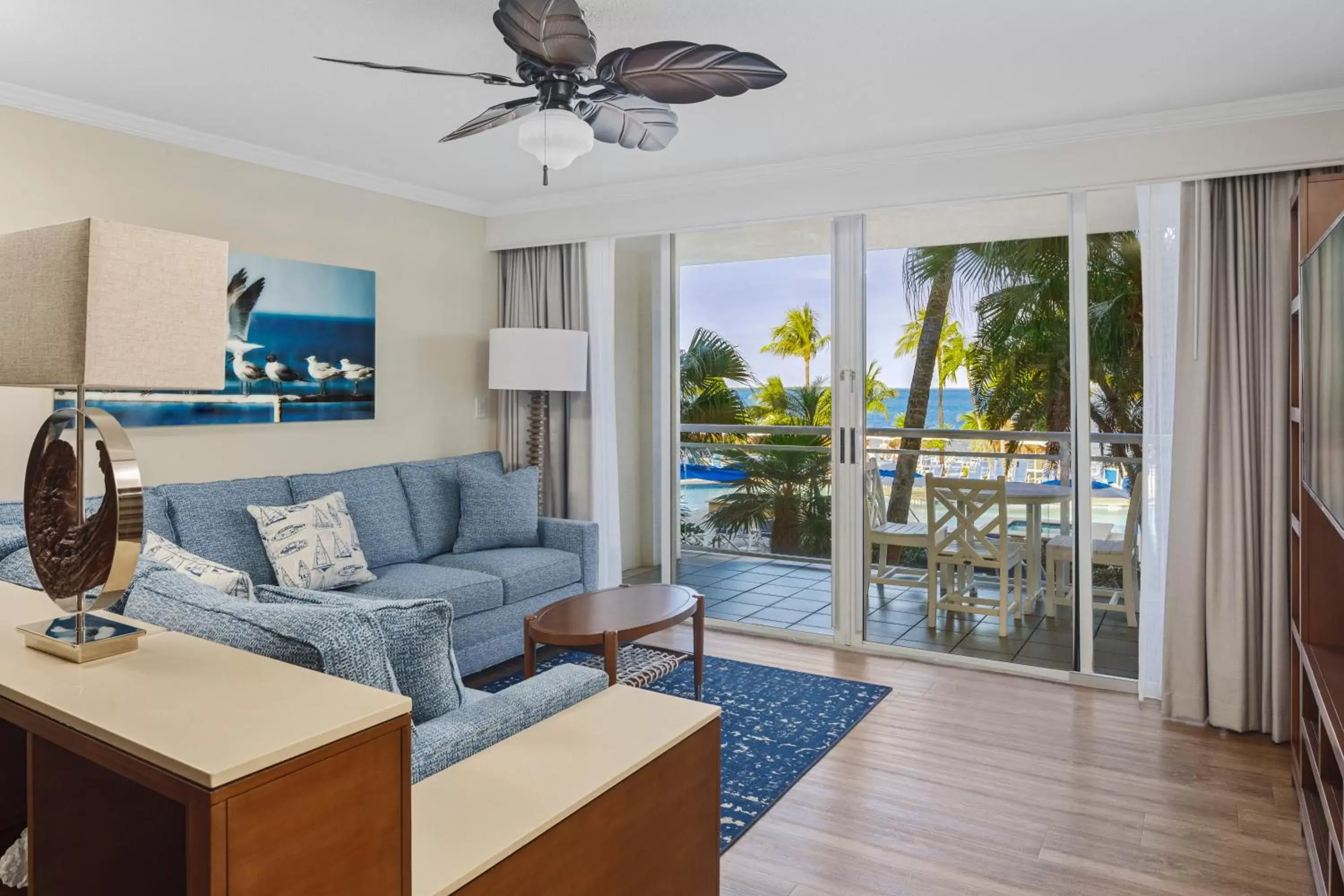 Living room, Seating Area in Reefhouse Resort and Marina