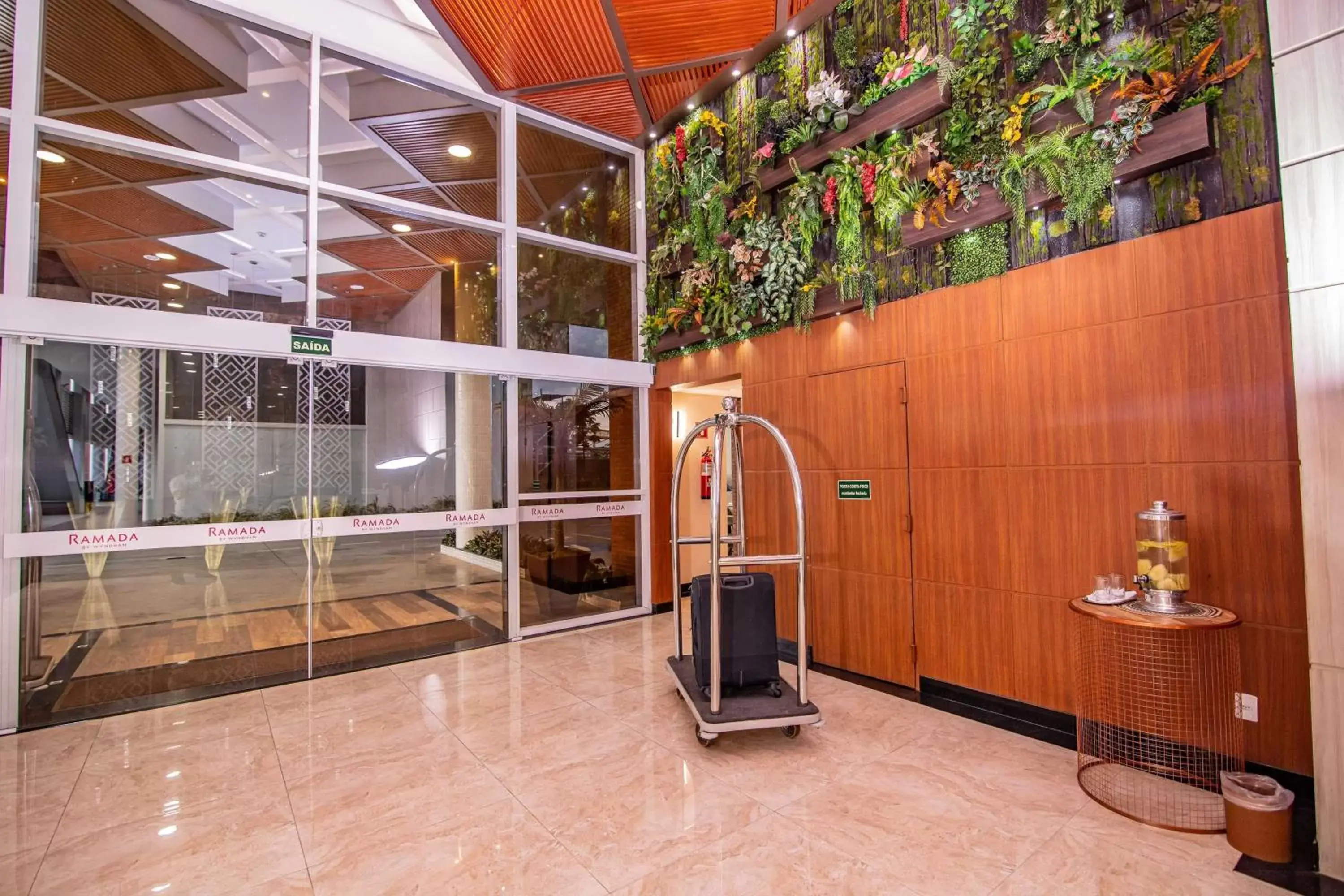 Lobby or reception in Ramada by Wyndham Manaus Torres Center Lobby or reception in Ramada by Wyndham Manaus Torres Center