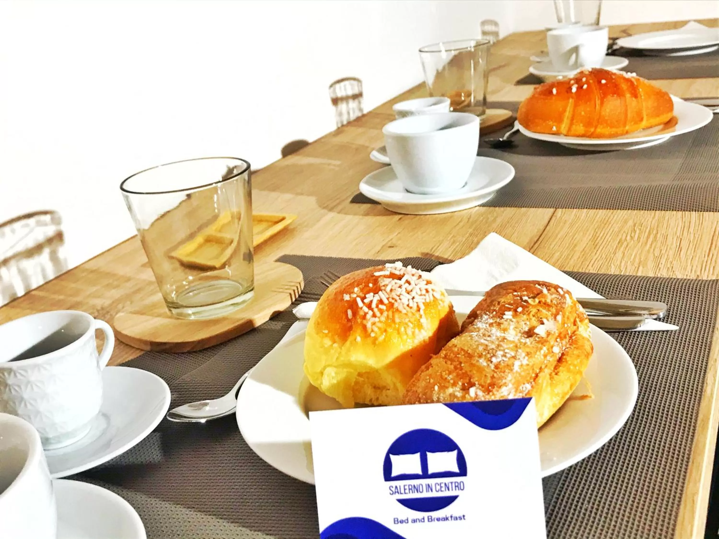 Buffet breakfast in B&B Salerno IN Centro