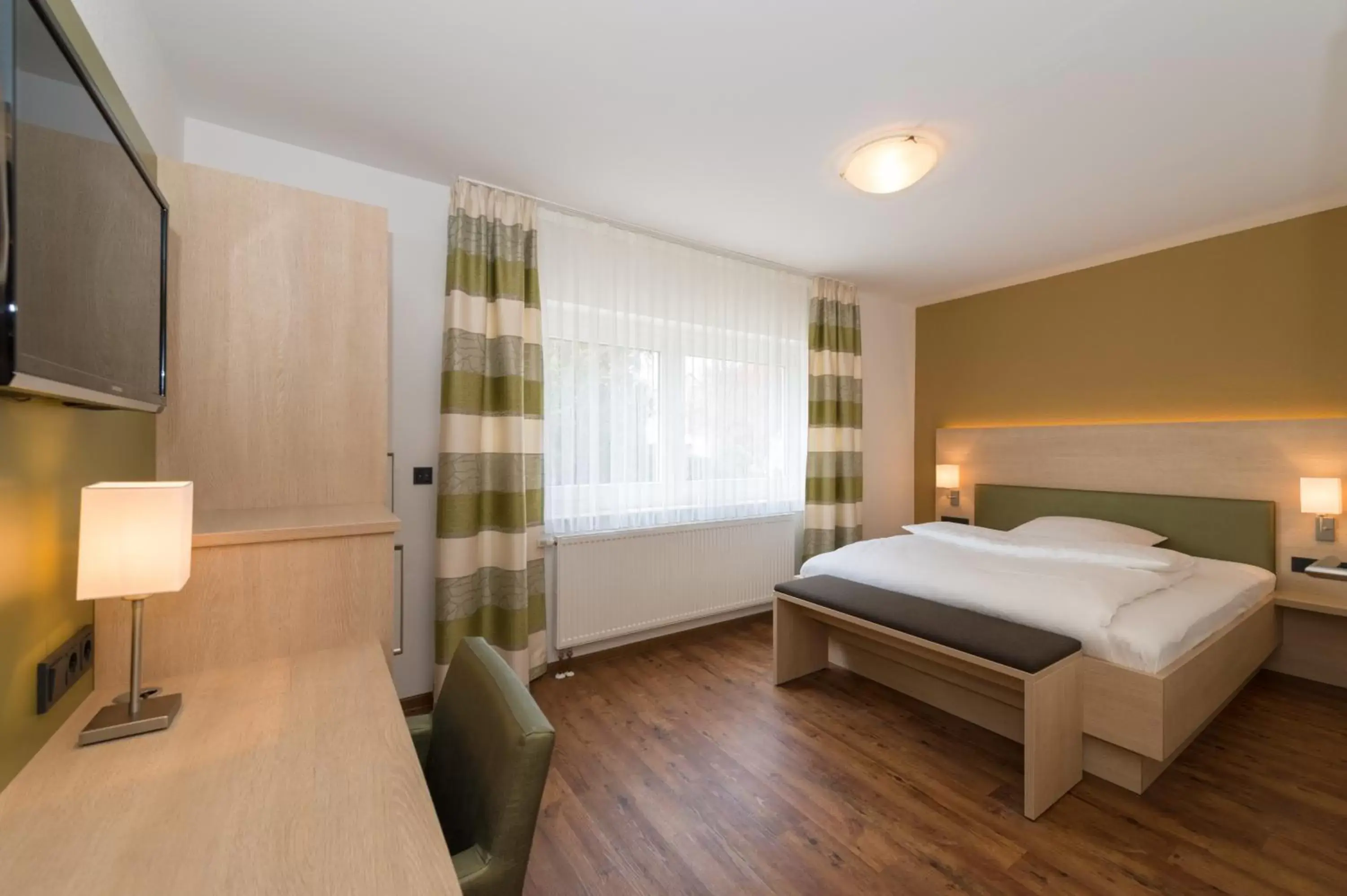 Deluxe Single Room - single occupancy in Hotel SCHNEIDER Deluxe Single Room - single occupancy in Hotel SCHNEIDER