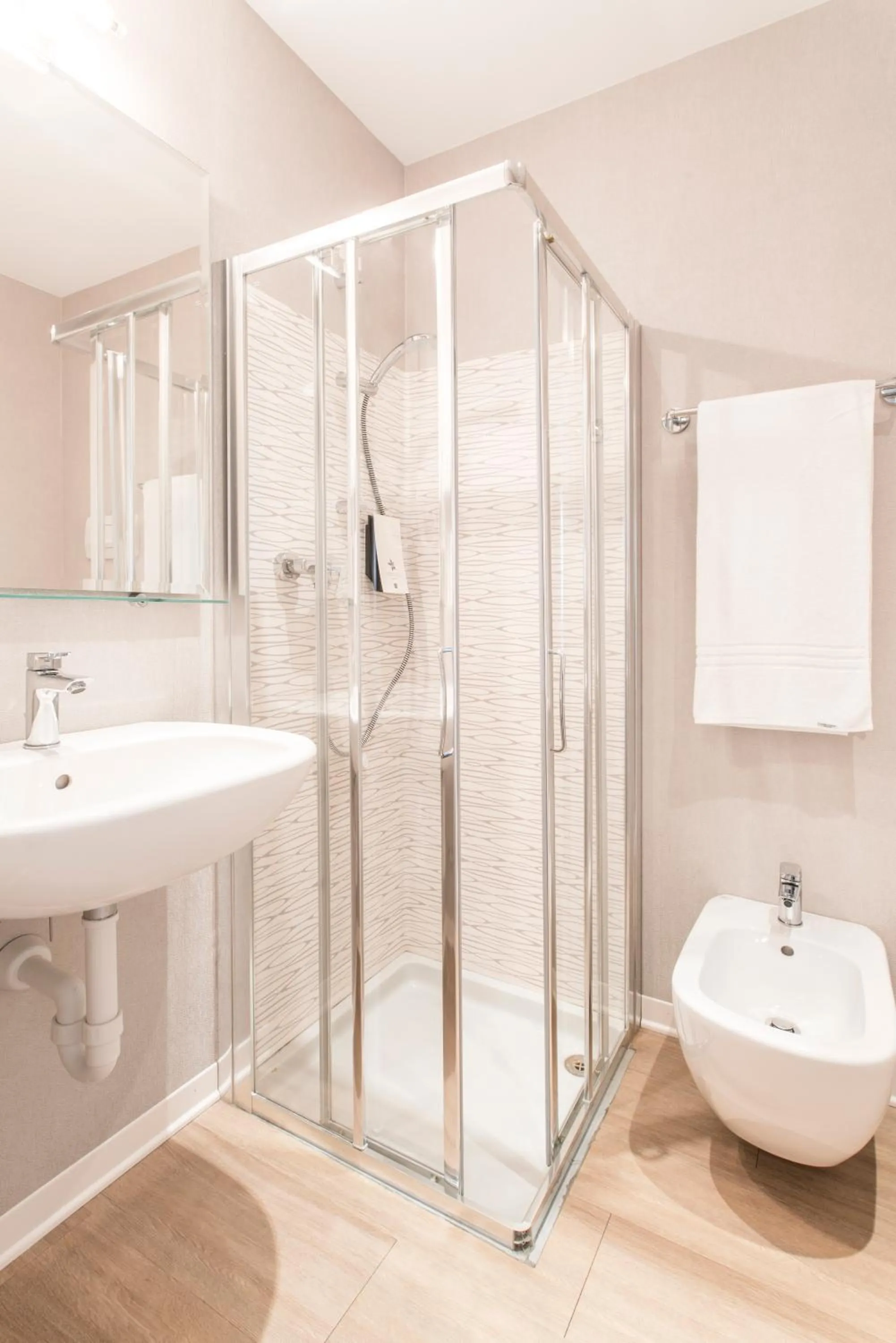 Bathroom in Hotel Dogana