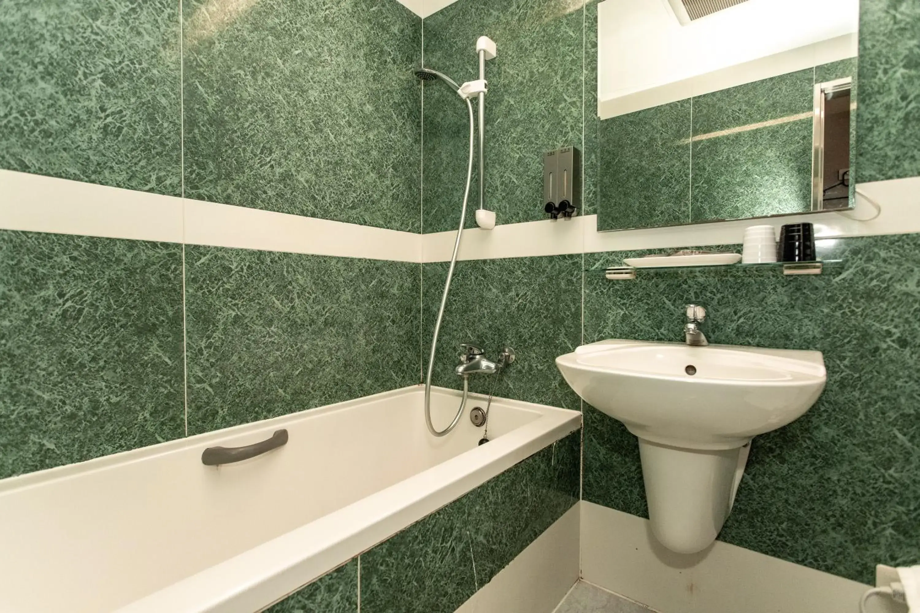 Bathroom in Hub Hotel Tucheng