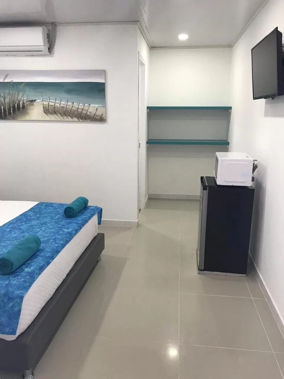 Tropical Breeze Aeropuerto