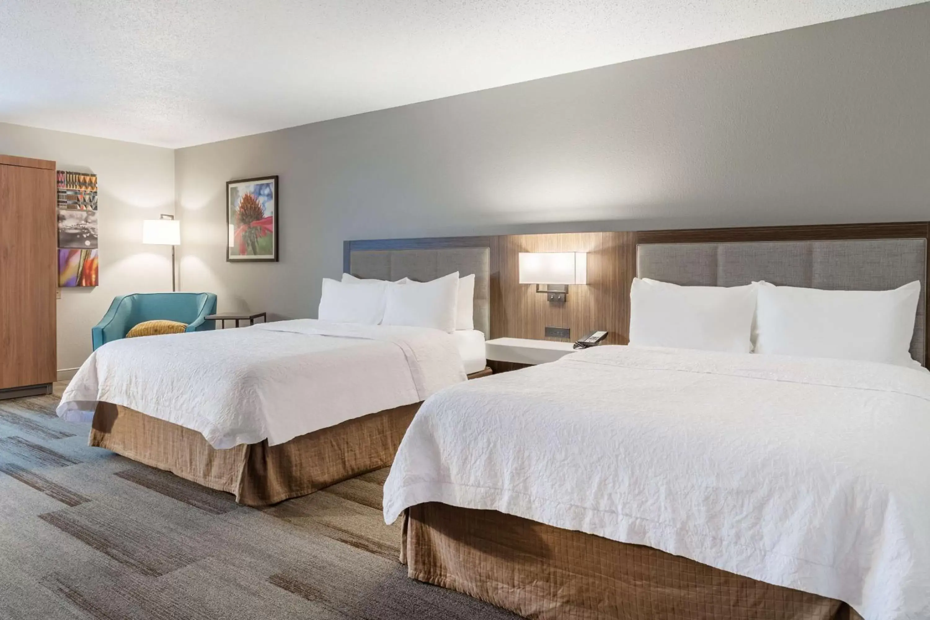 Bed in Hampton Inn La Crosse/Onalaska