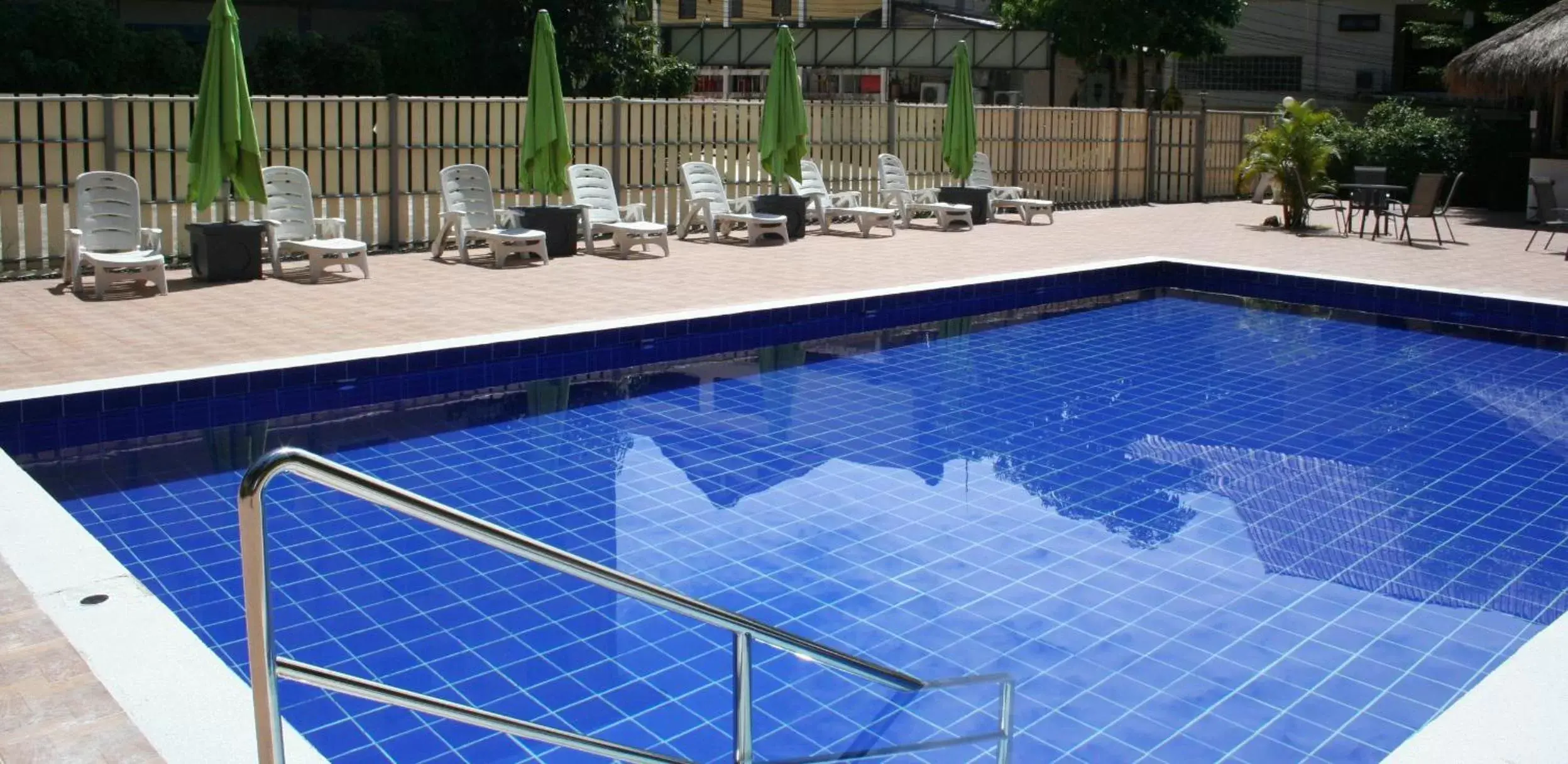 Pool view, Swimming Pool in The White Elephant Resort