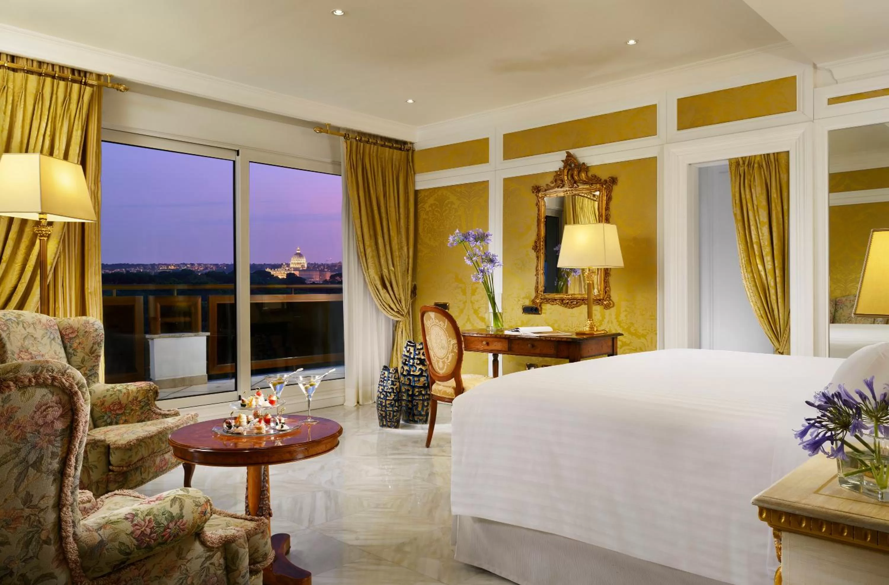 Bedroom, Bed in Parco dei Principi Grand Hotel & SPA