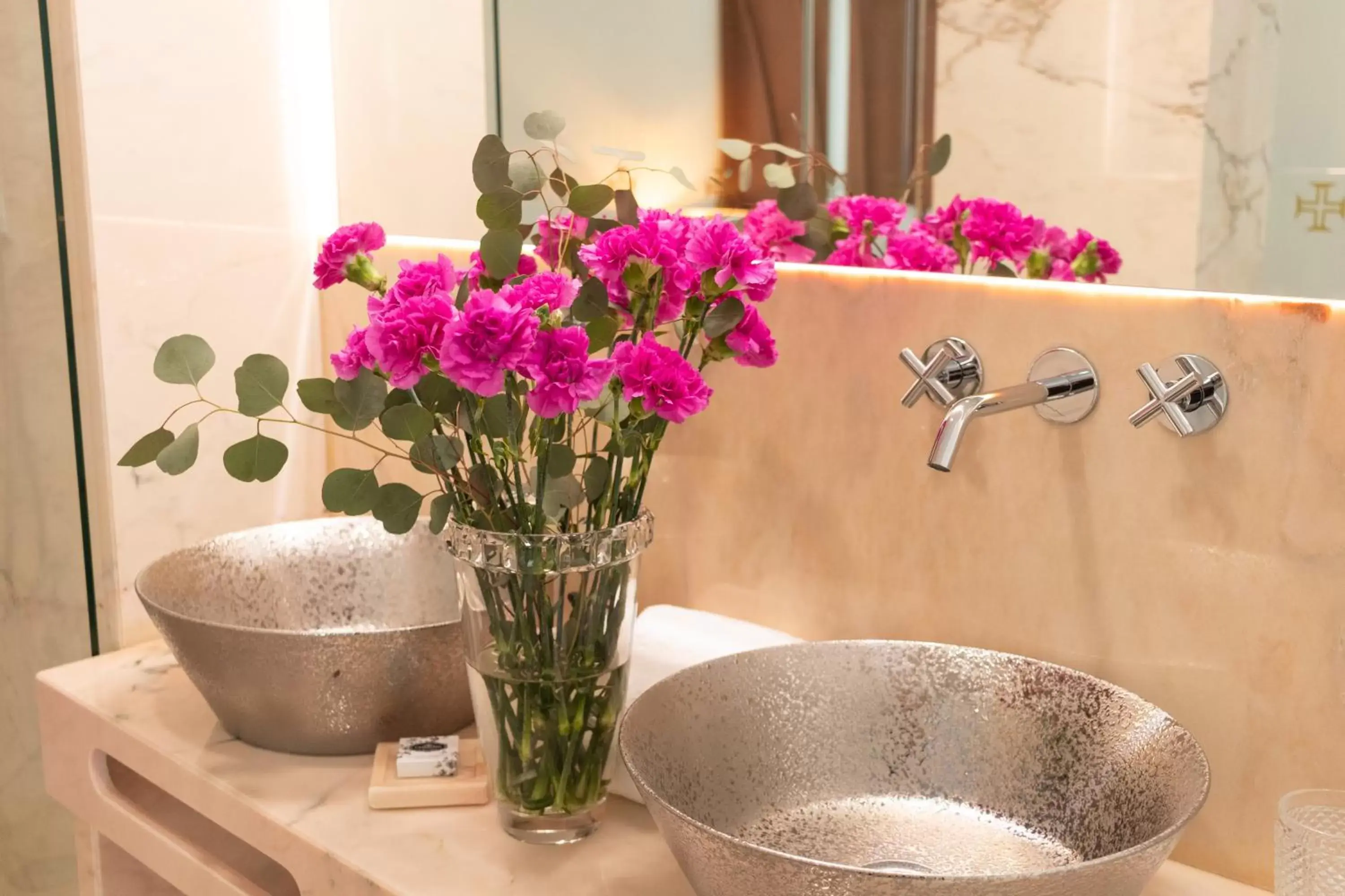 Bathroom in Hotel República