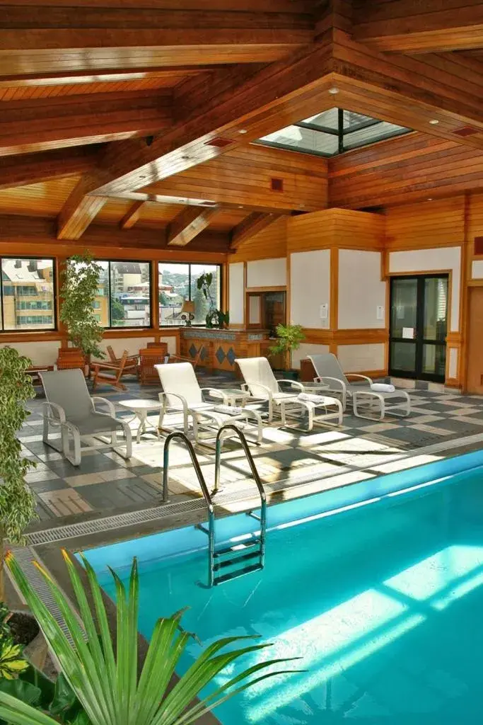 Swimming Pool in abba Presidente Suites Puerto Montt