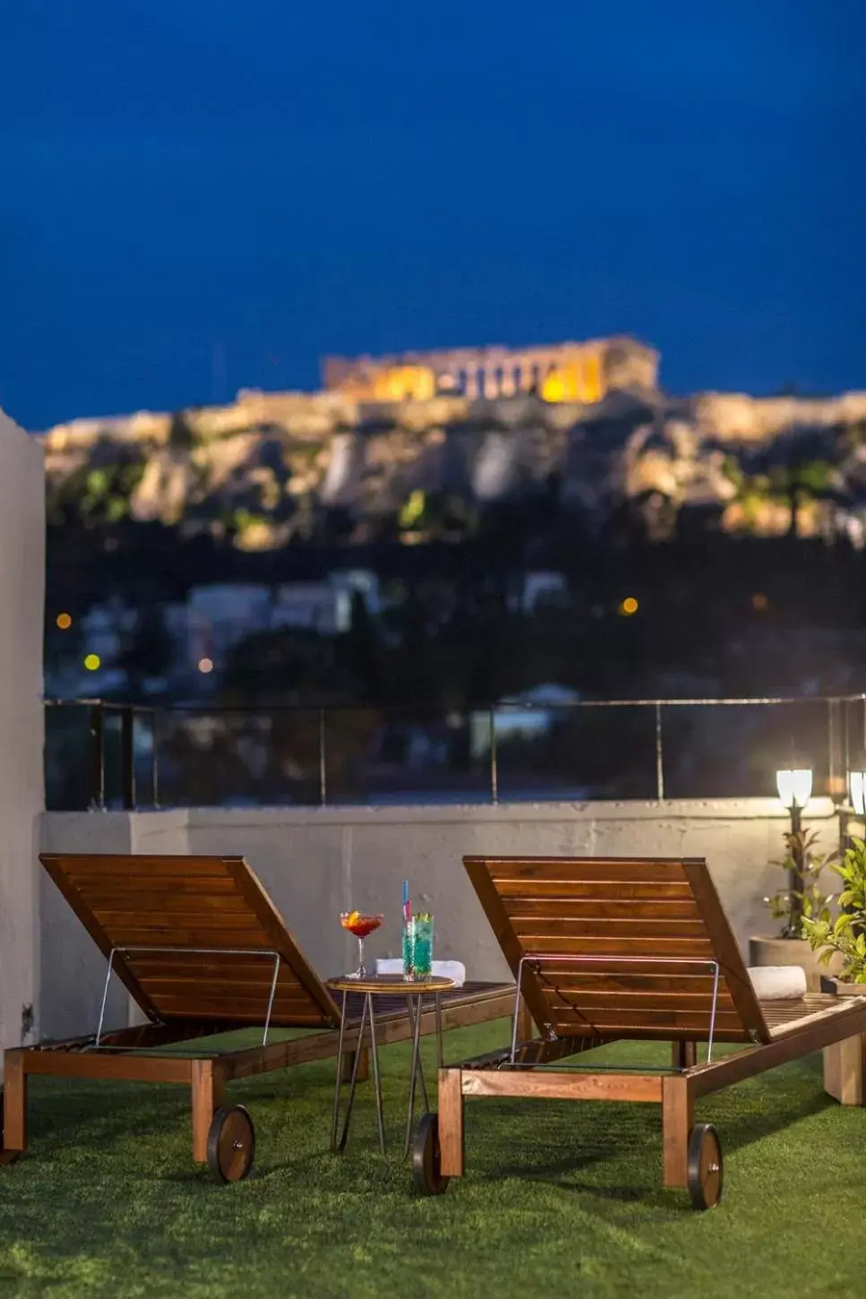 Property building in The Athens Version Luxury Suites Property building in The Athens Version Luxury Suites