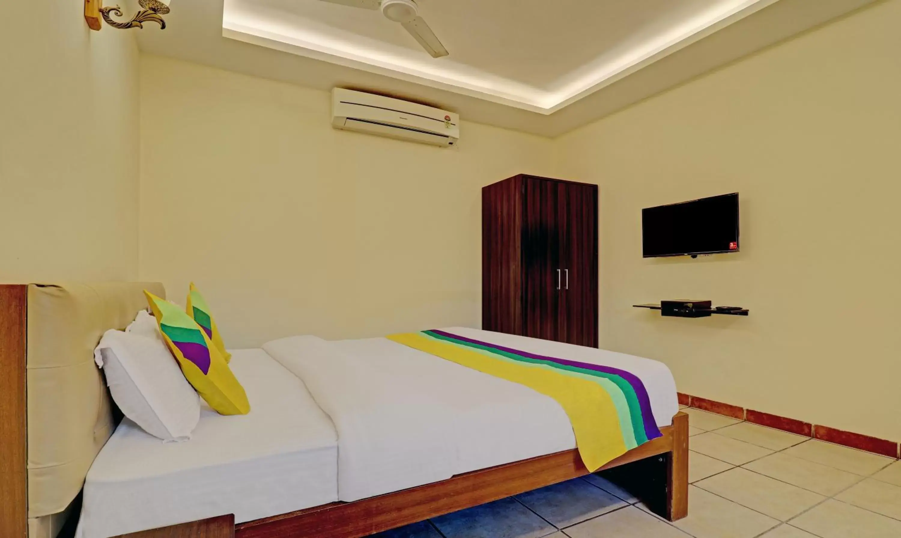 Bedroom, Bed in Itsy Hotels Vailankanni Natures Inn Bedroom, Bed in Itsy Hotels Vailankanni Natures Inn