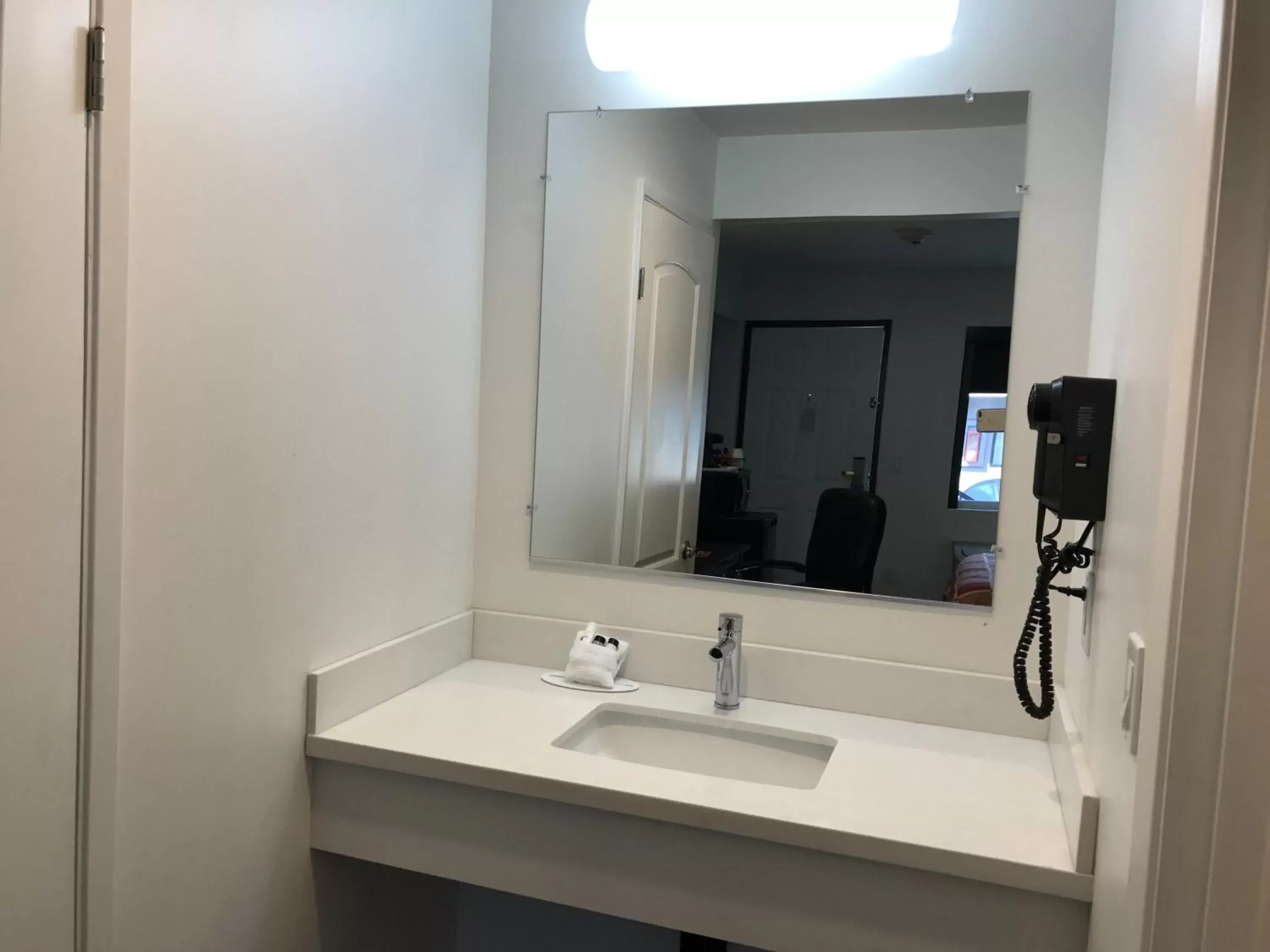 Bathroom in Travelodge by Wyndham LAX