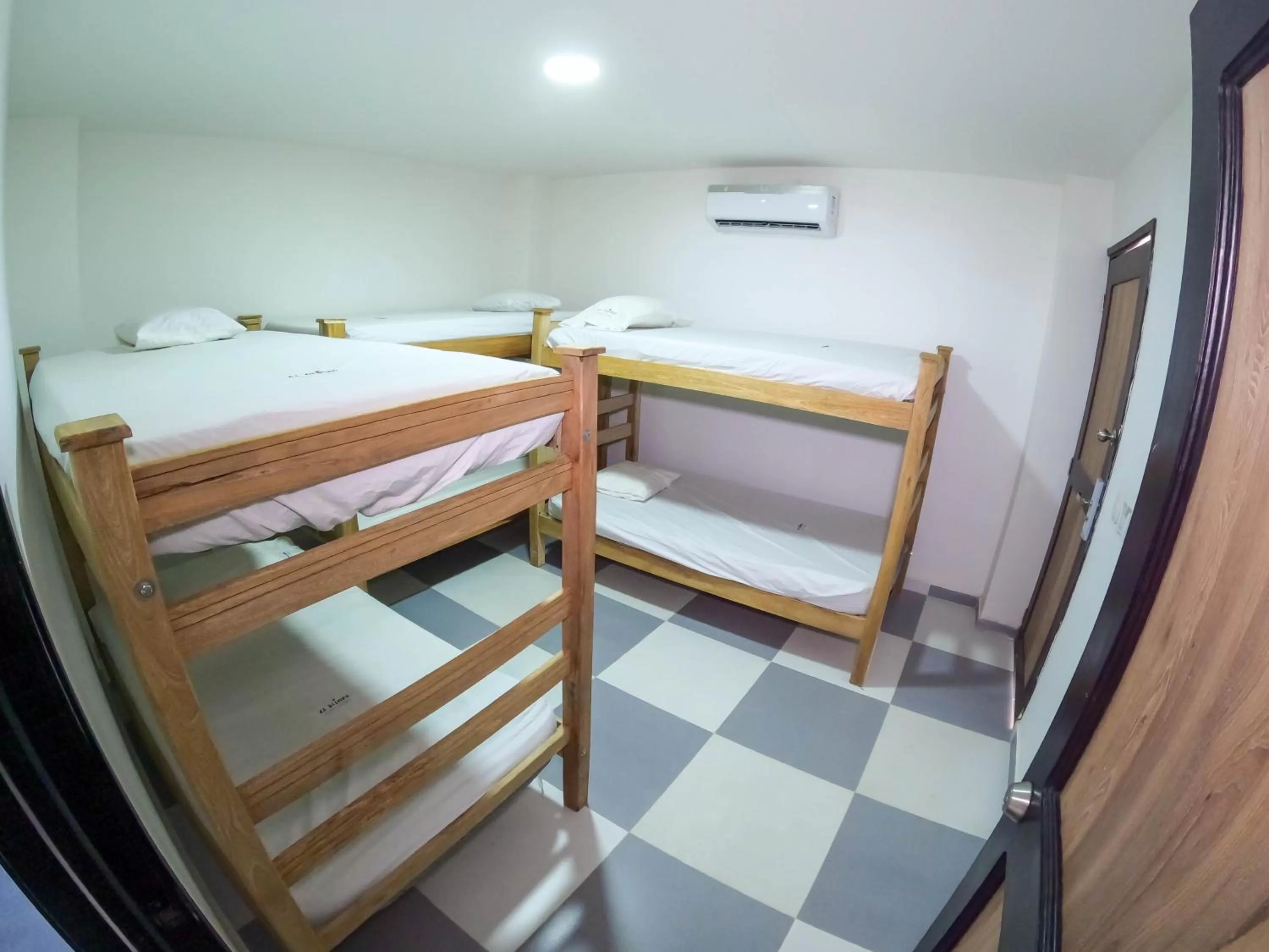 Bed in Hotel El Olimpo