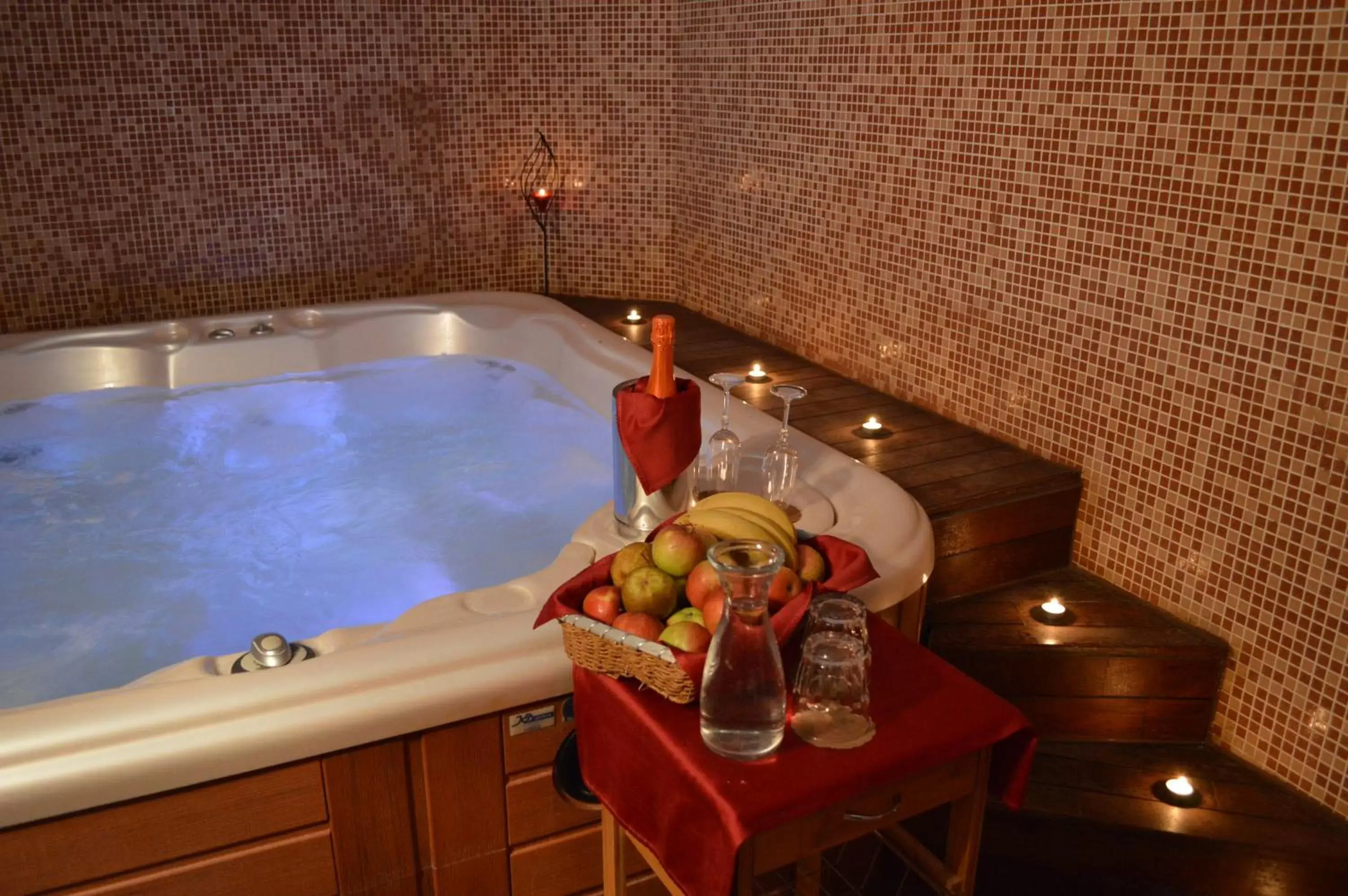 Hot Tub, Spa/Wellness in Hotel Medno