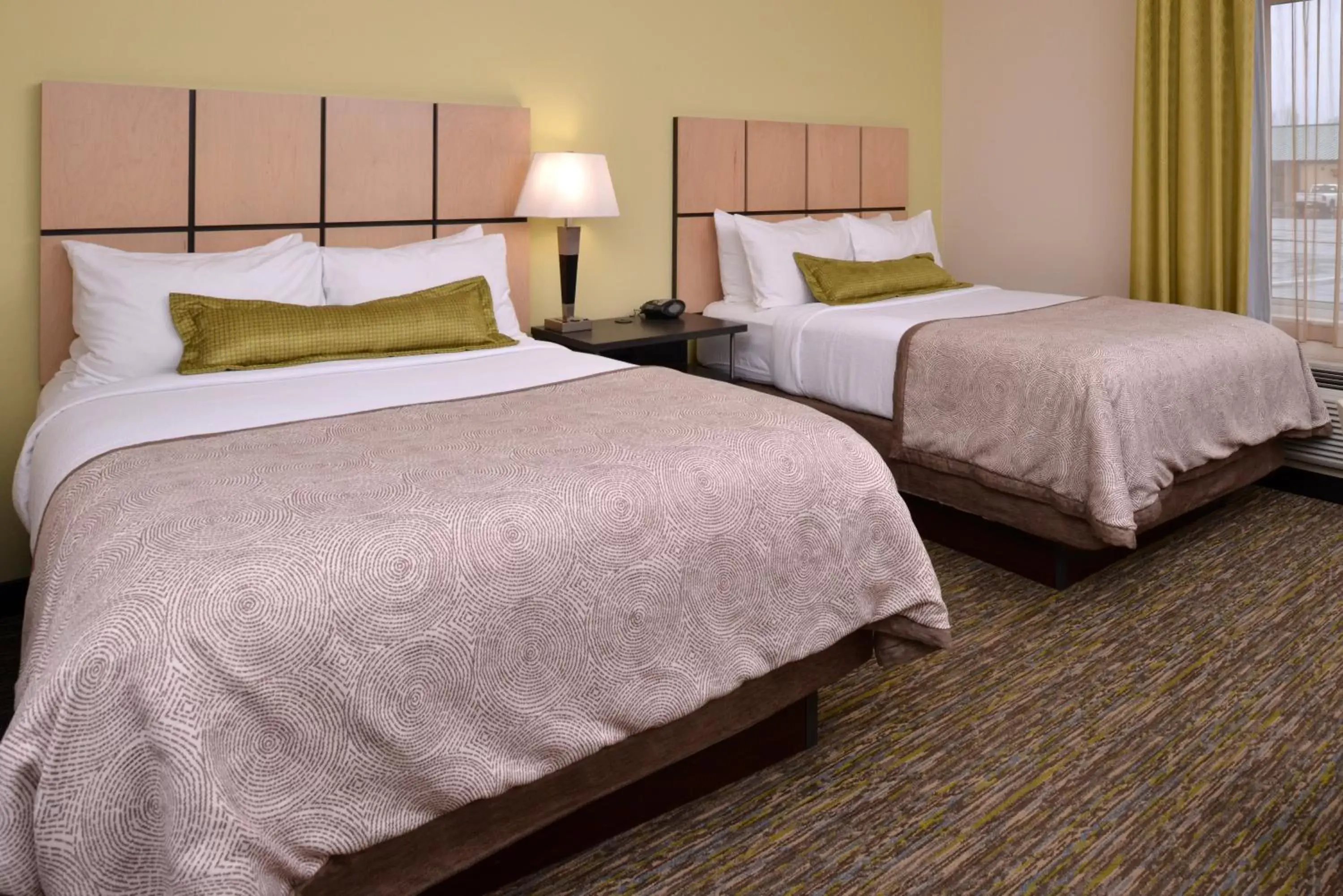 Photo of the whole room, Bed in Candlewood Suites MORGANTOWN-UNIV WEST VIRGINIA, an IHG Hotel