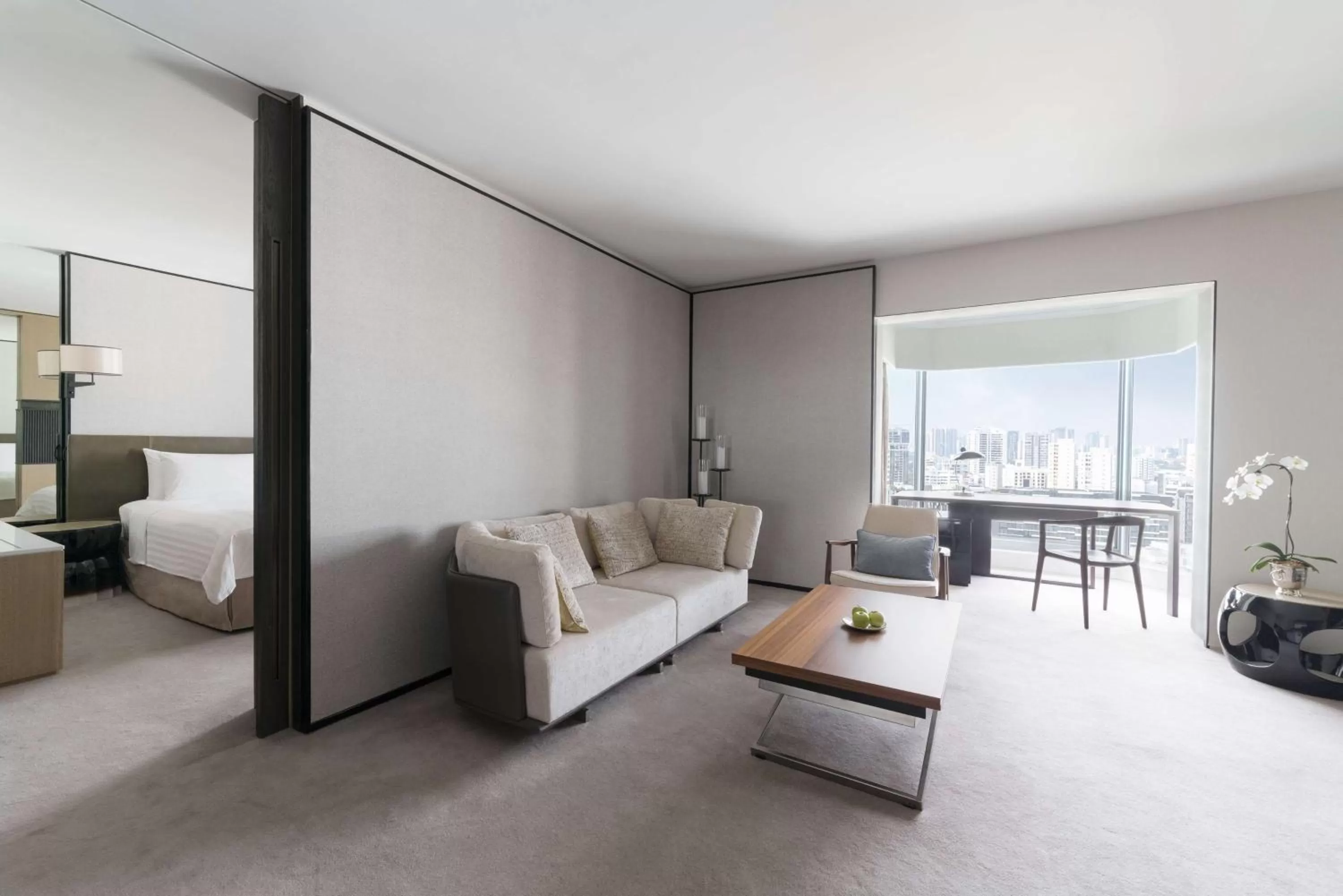 Photo of the whole room in Shangri-La Singapore