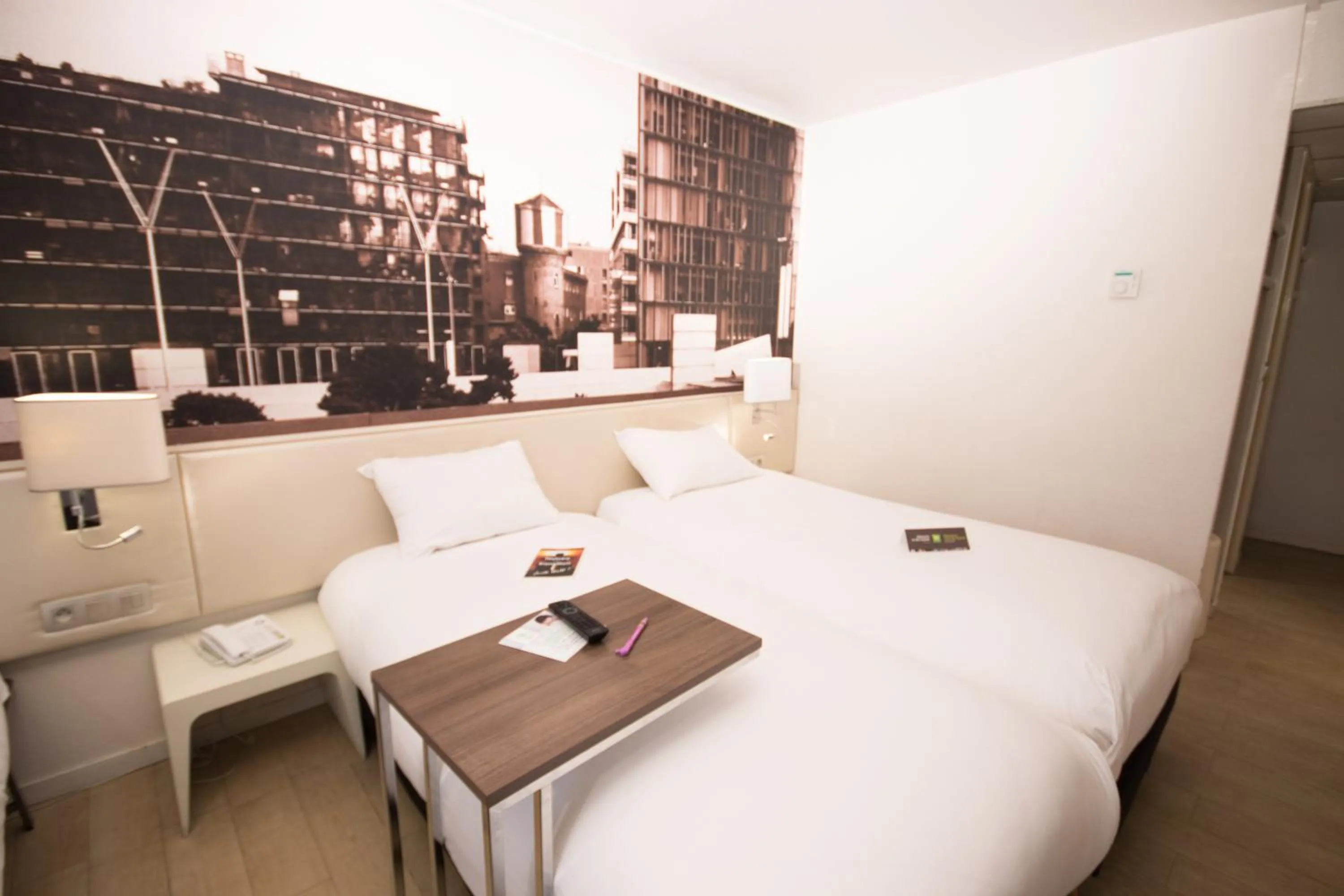 Bedroom, Bed in ibis Styles Paris Tolbiac Bibliotheque