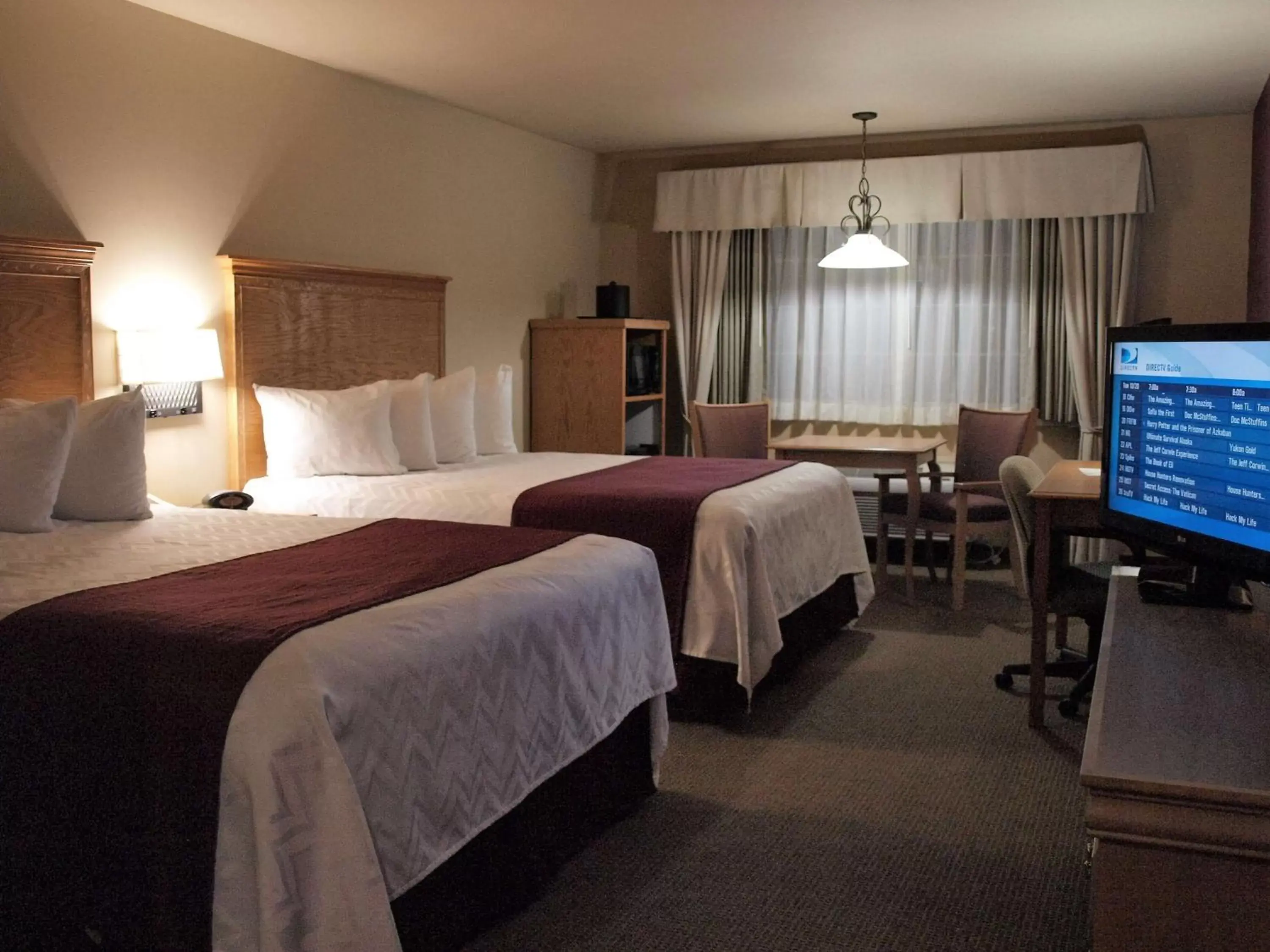 Photo of the whole room, Bed in Best Western Plus Caldwell Inn & Suites